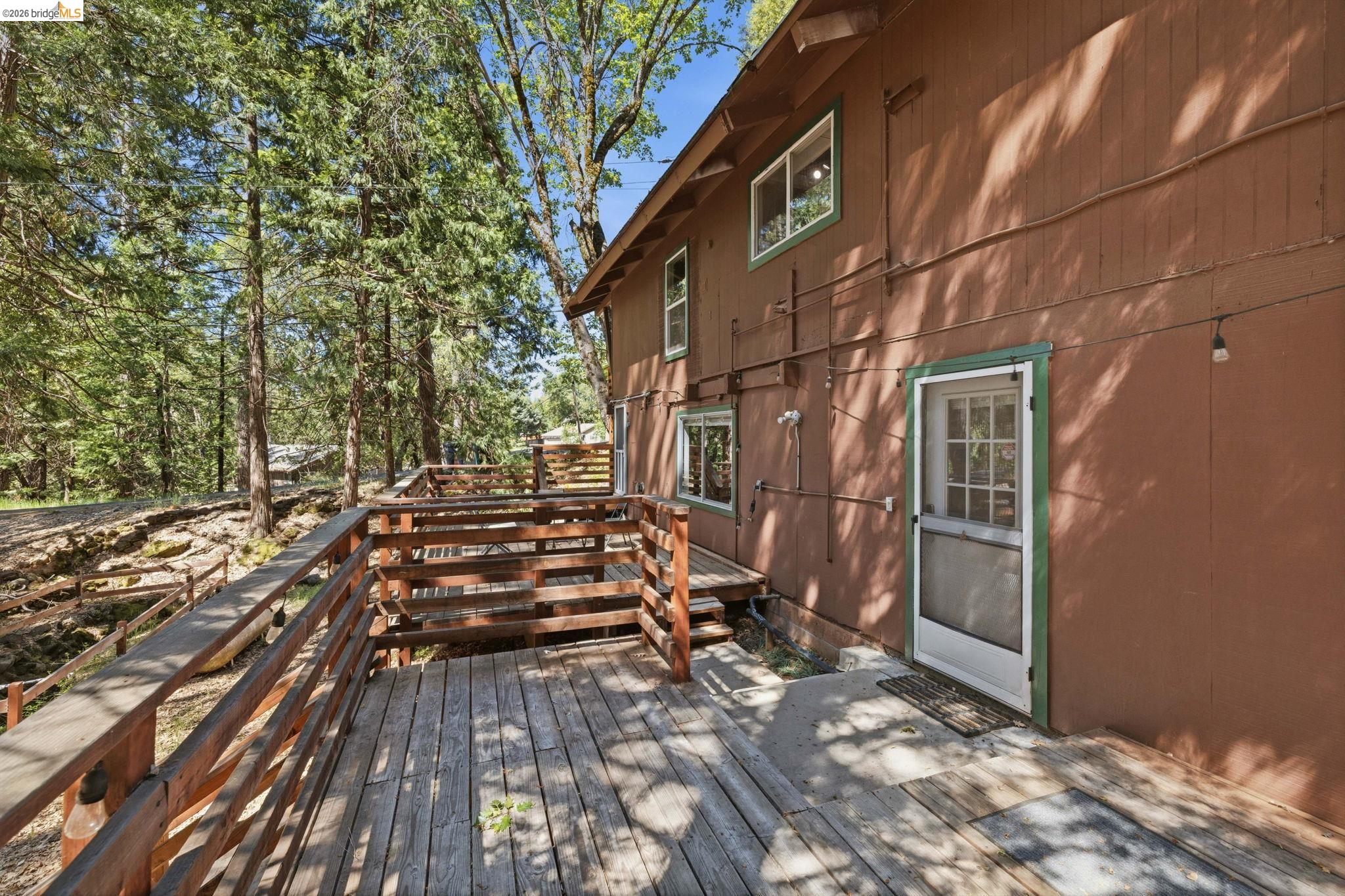 23420 Tanager Dr