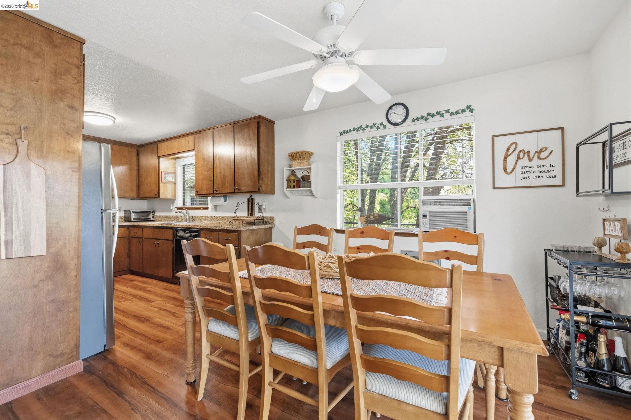 23303 Bluebird Hill Rd
