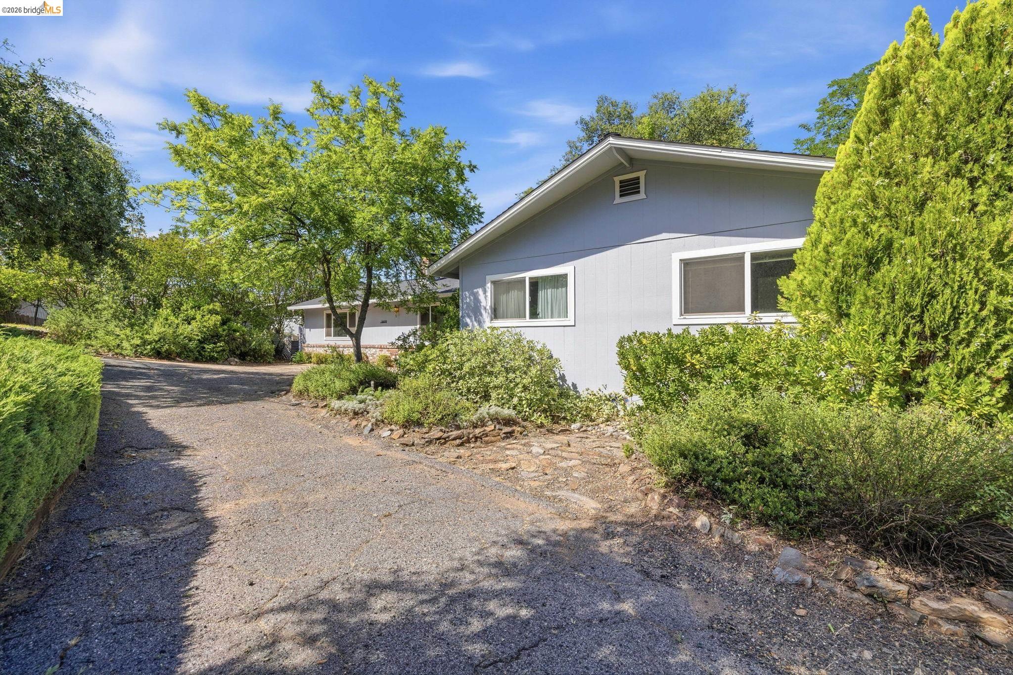 20530 Deerfield Dr