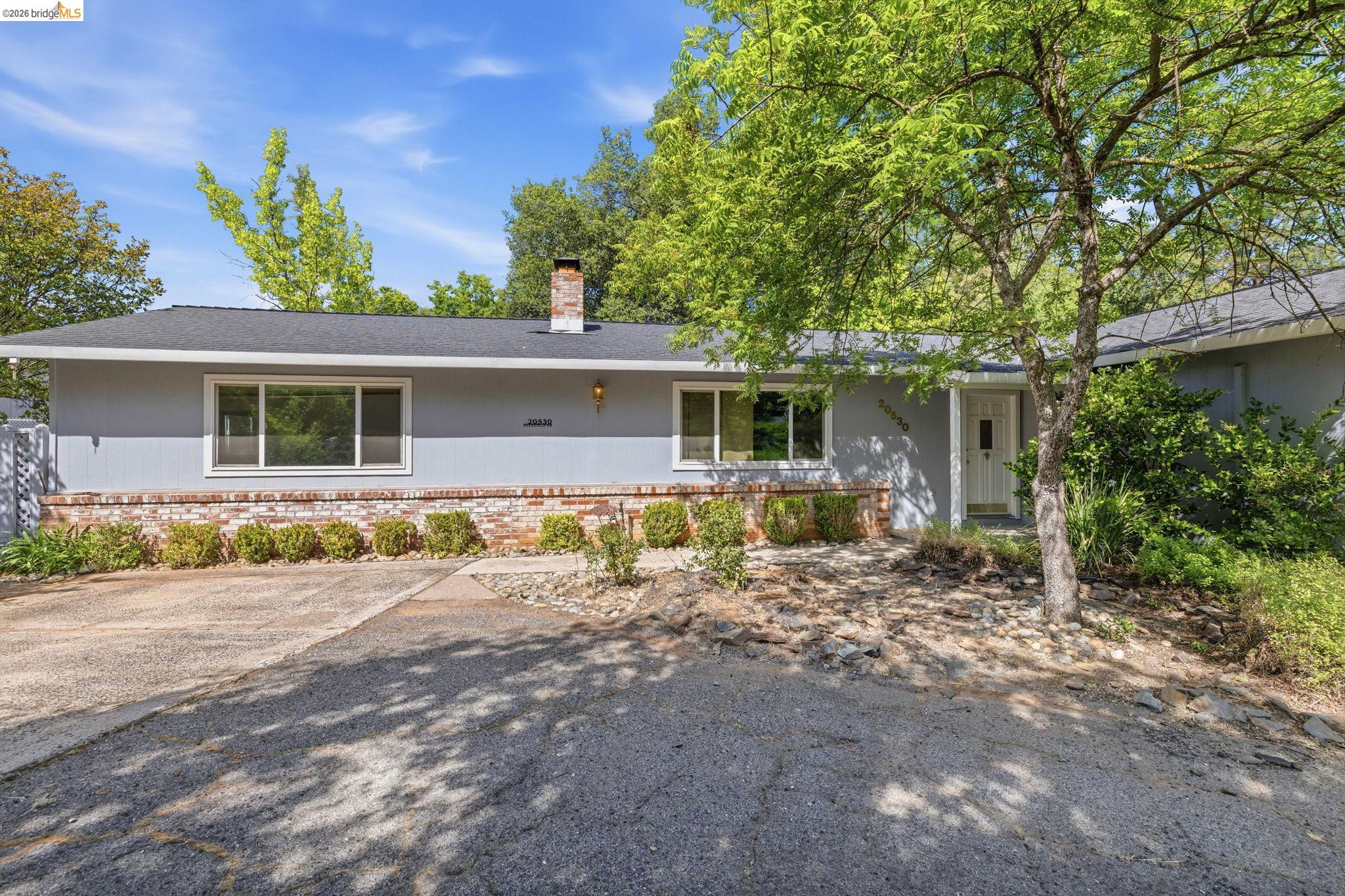 20530 Deerfield Dr