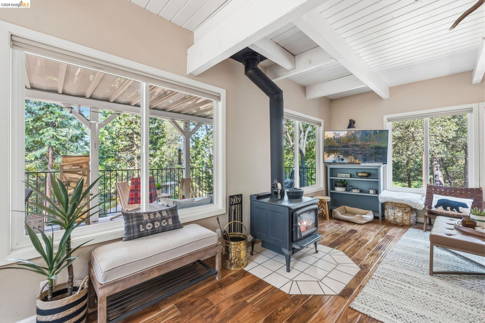 18927 Sycamore Cir