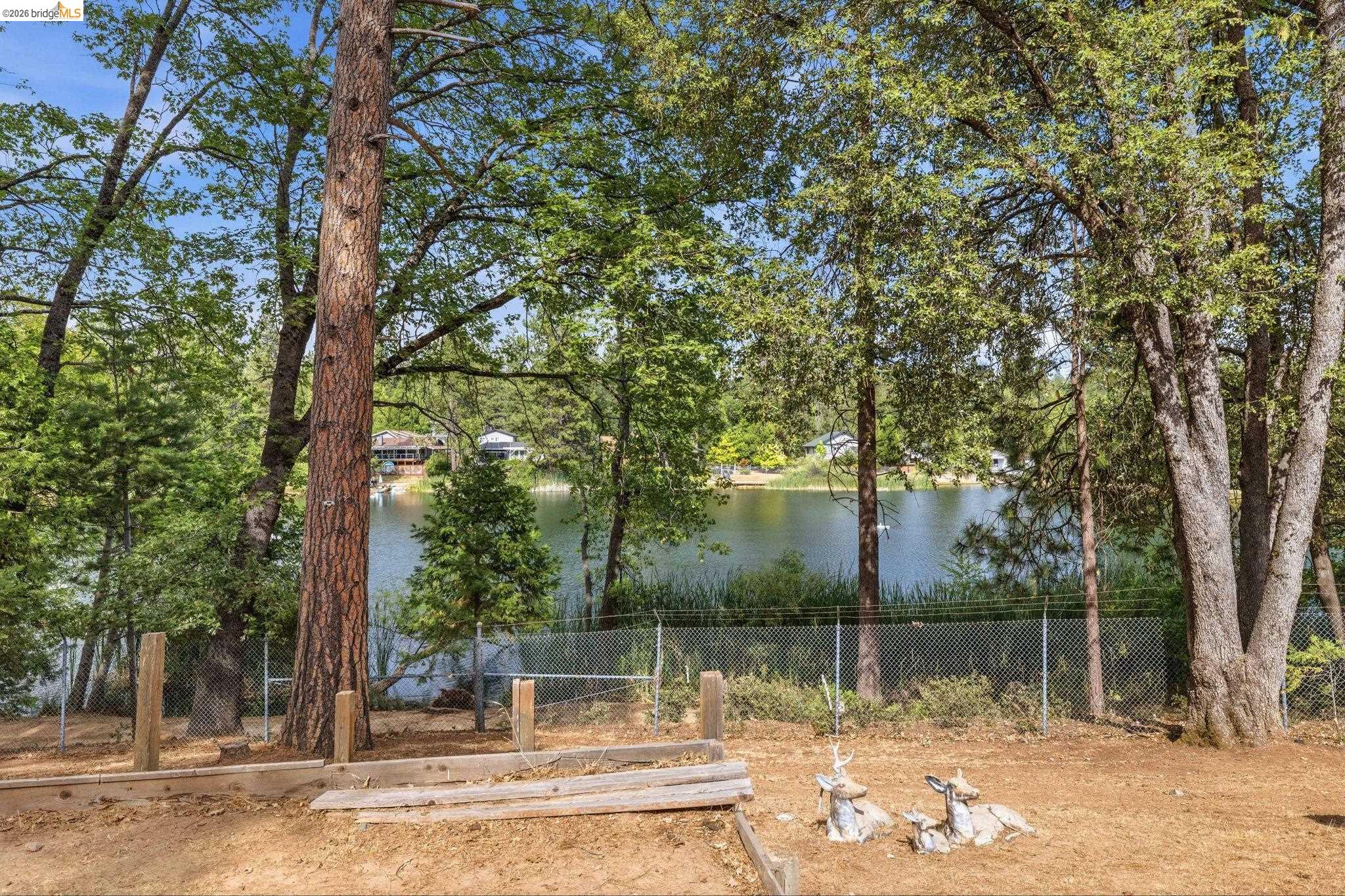 22995 Thrush Pl