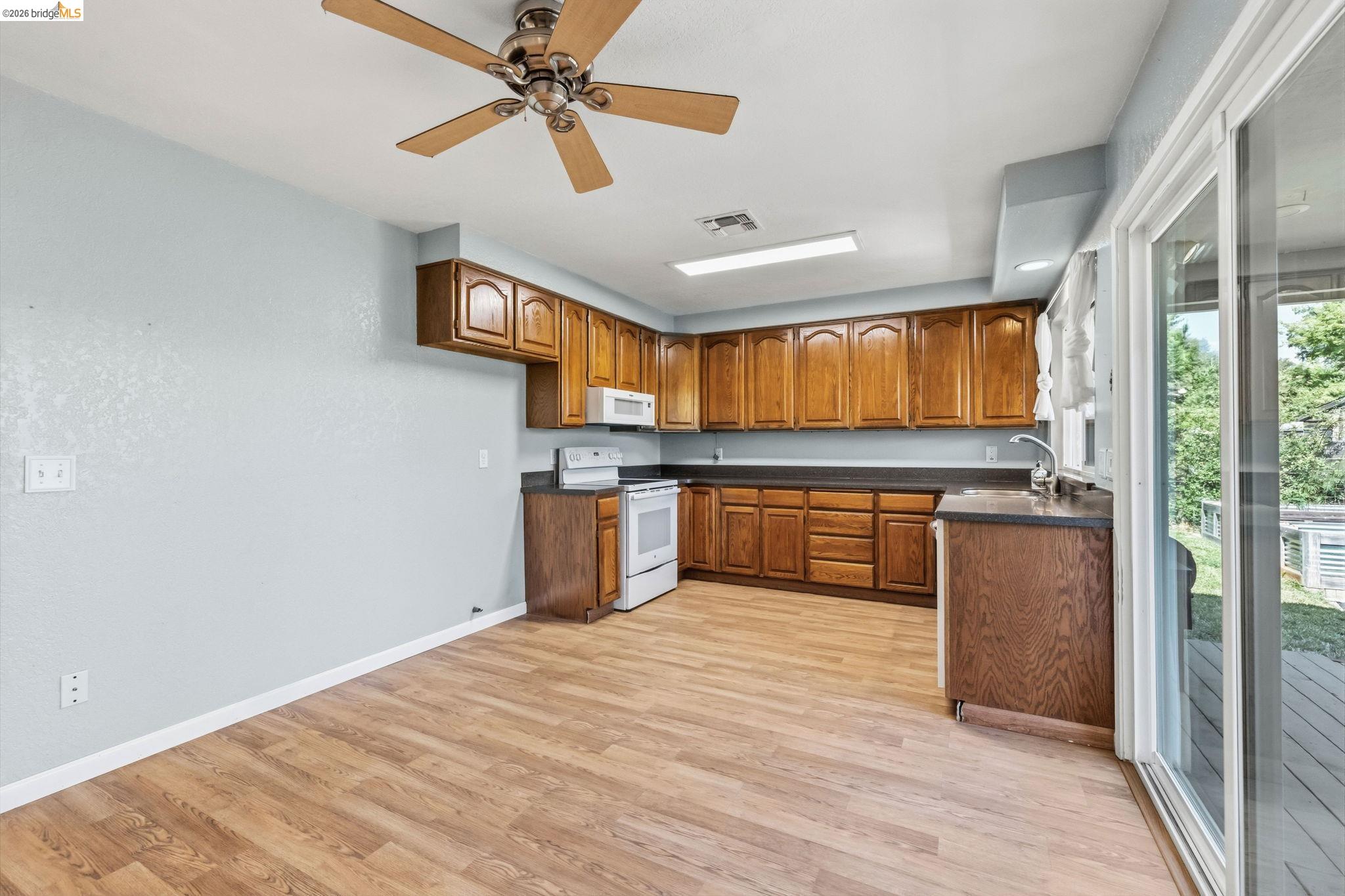 11037 Harrison Dr