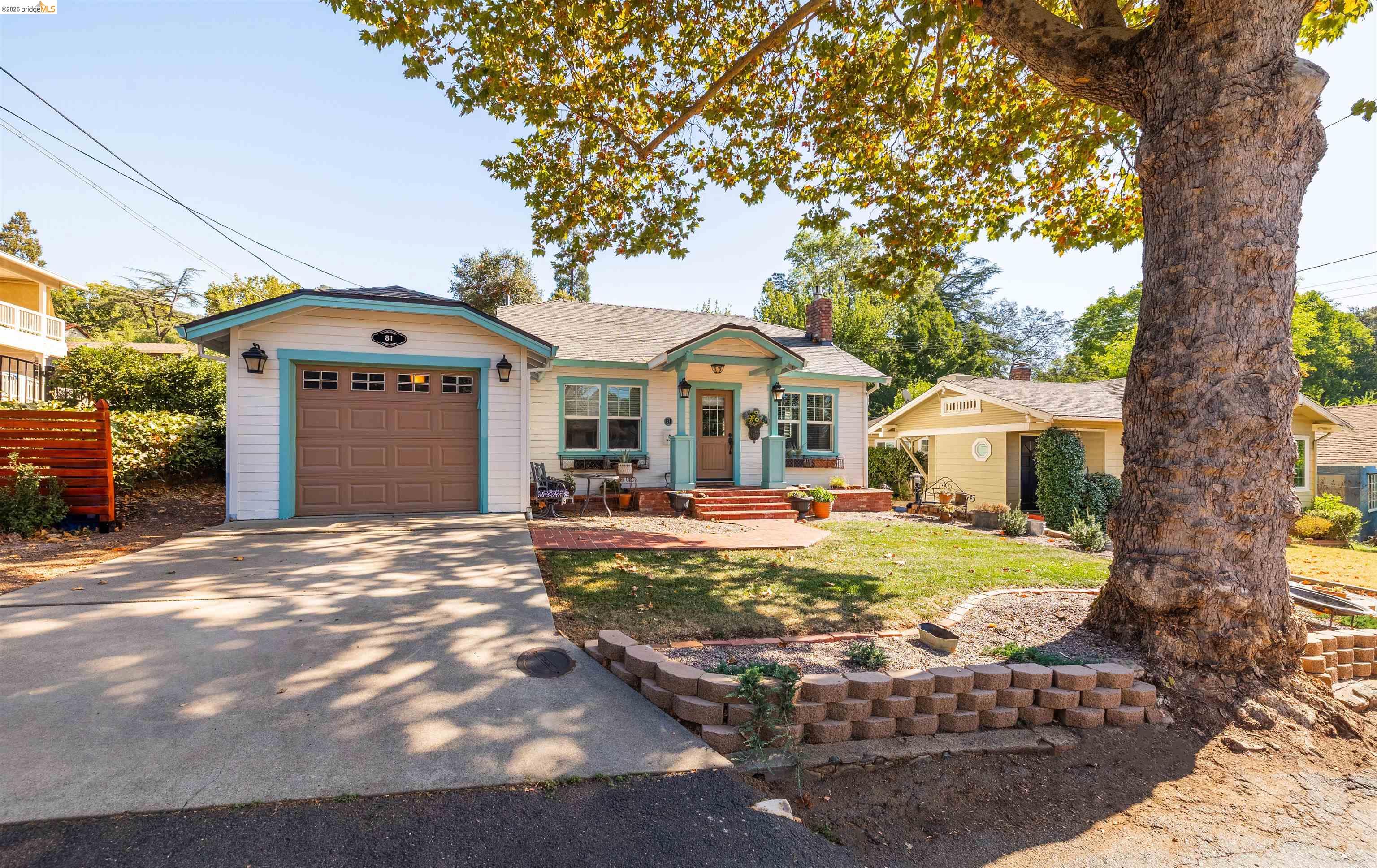 81 Palemone St