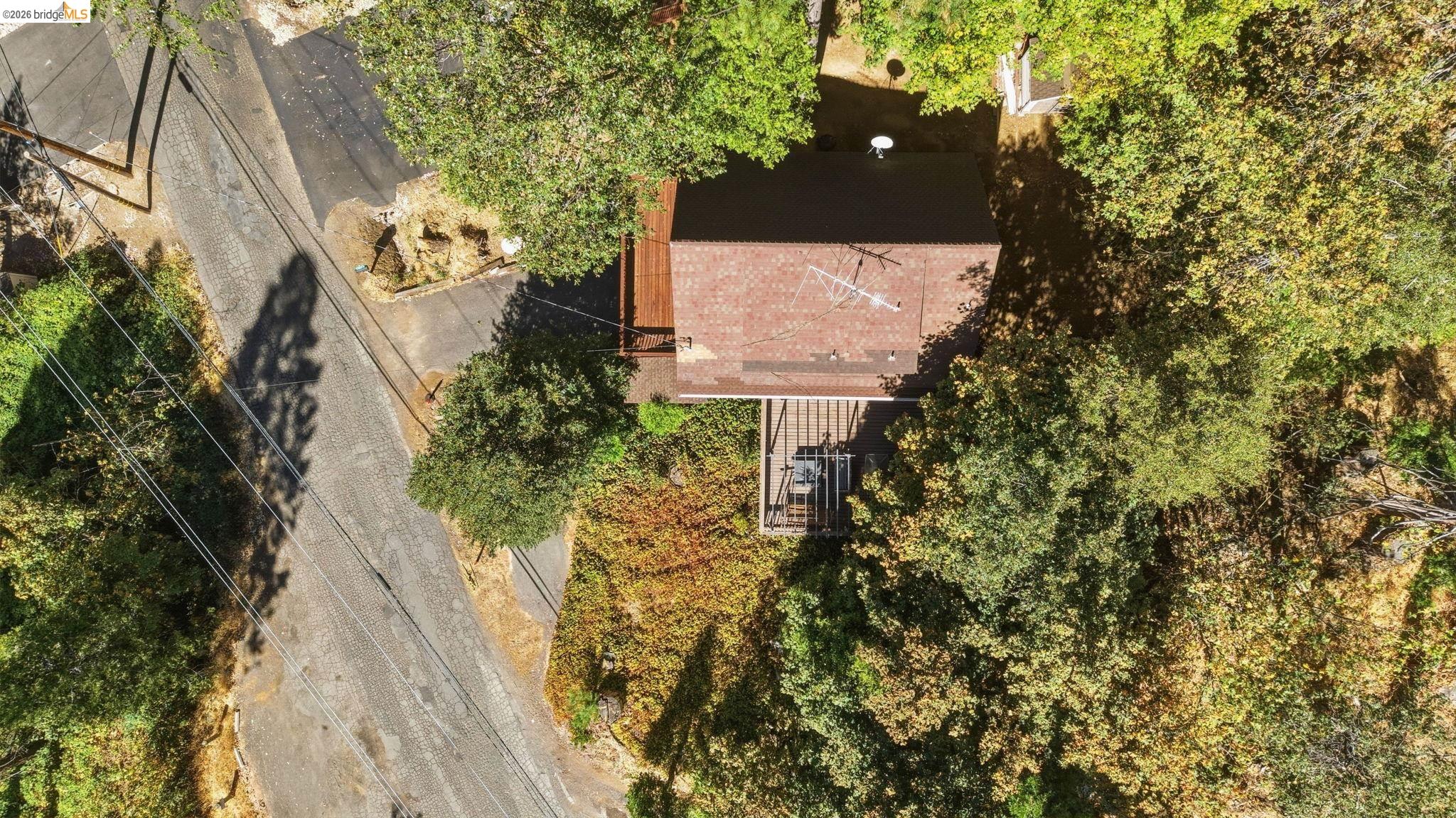 23593 Lakewood Dr