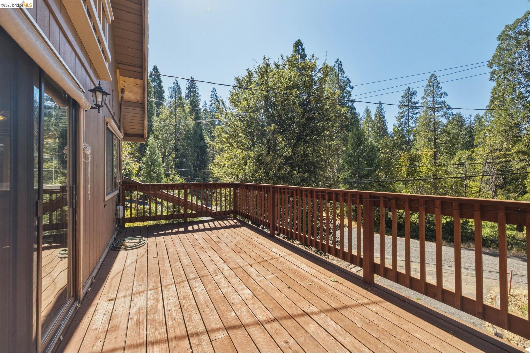 23593 Lakewood Dr