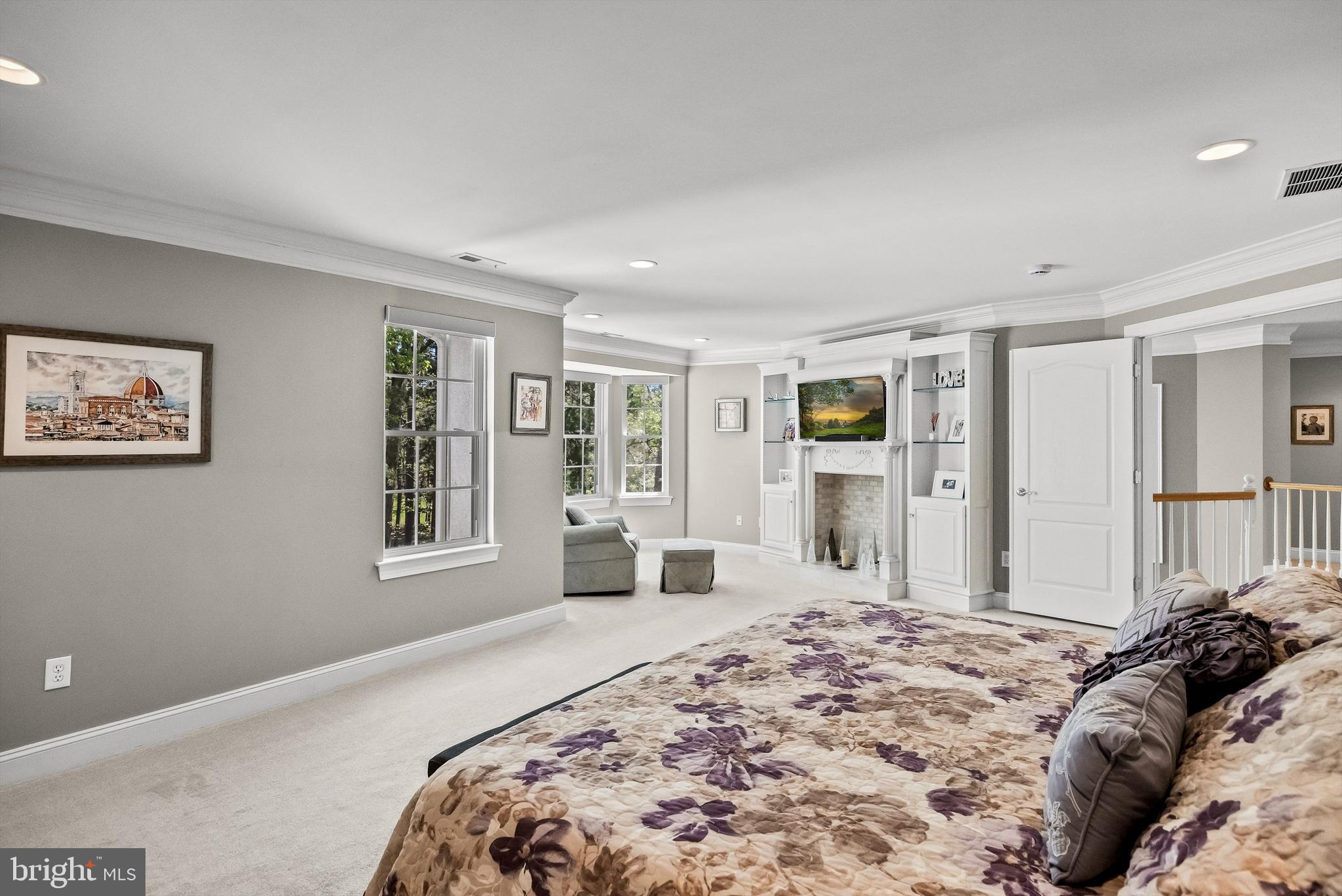 7 JOHN SLOAN WAY