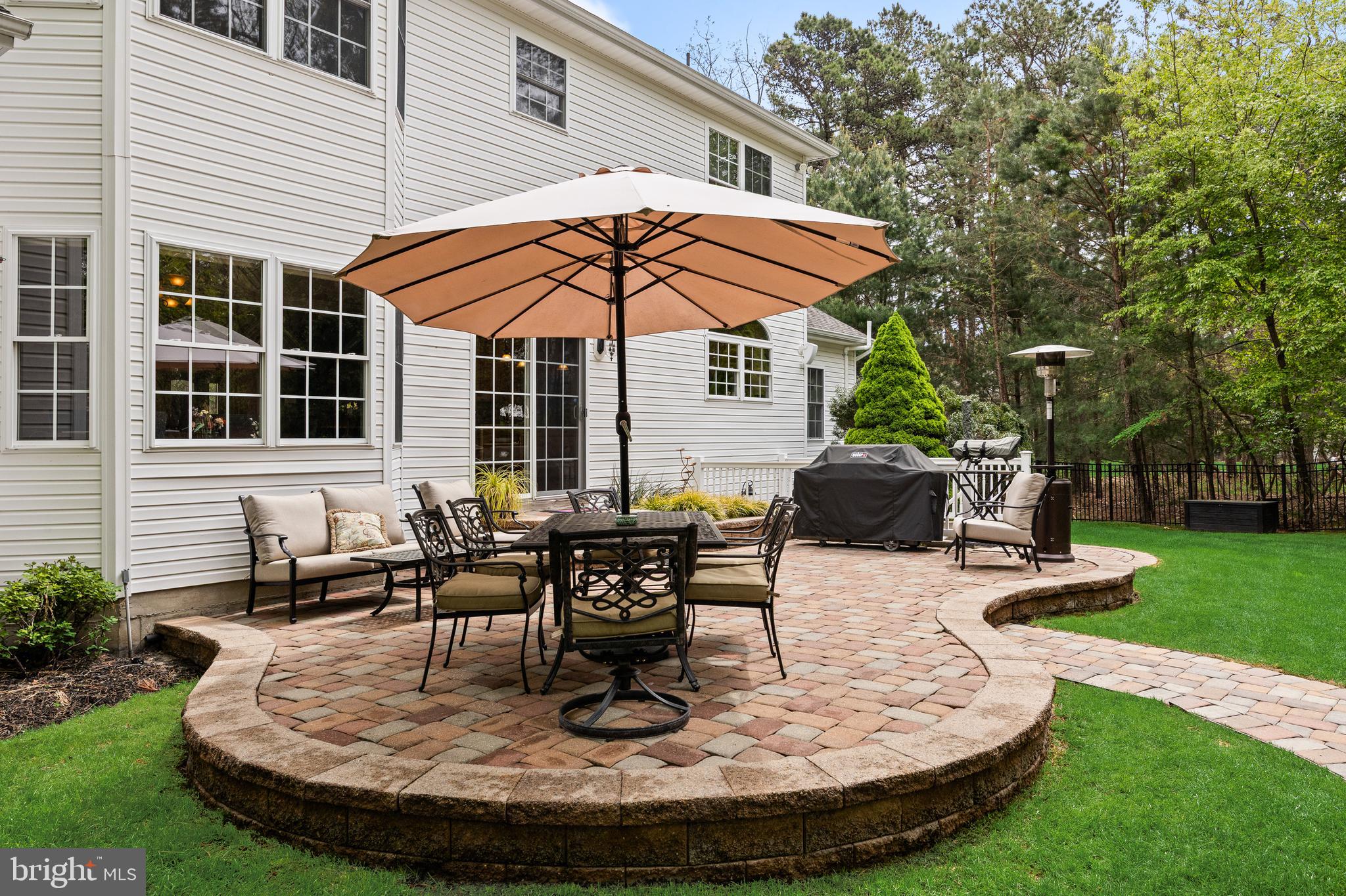 7 JOHN SLOAN WAY