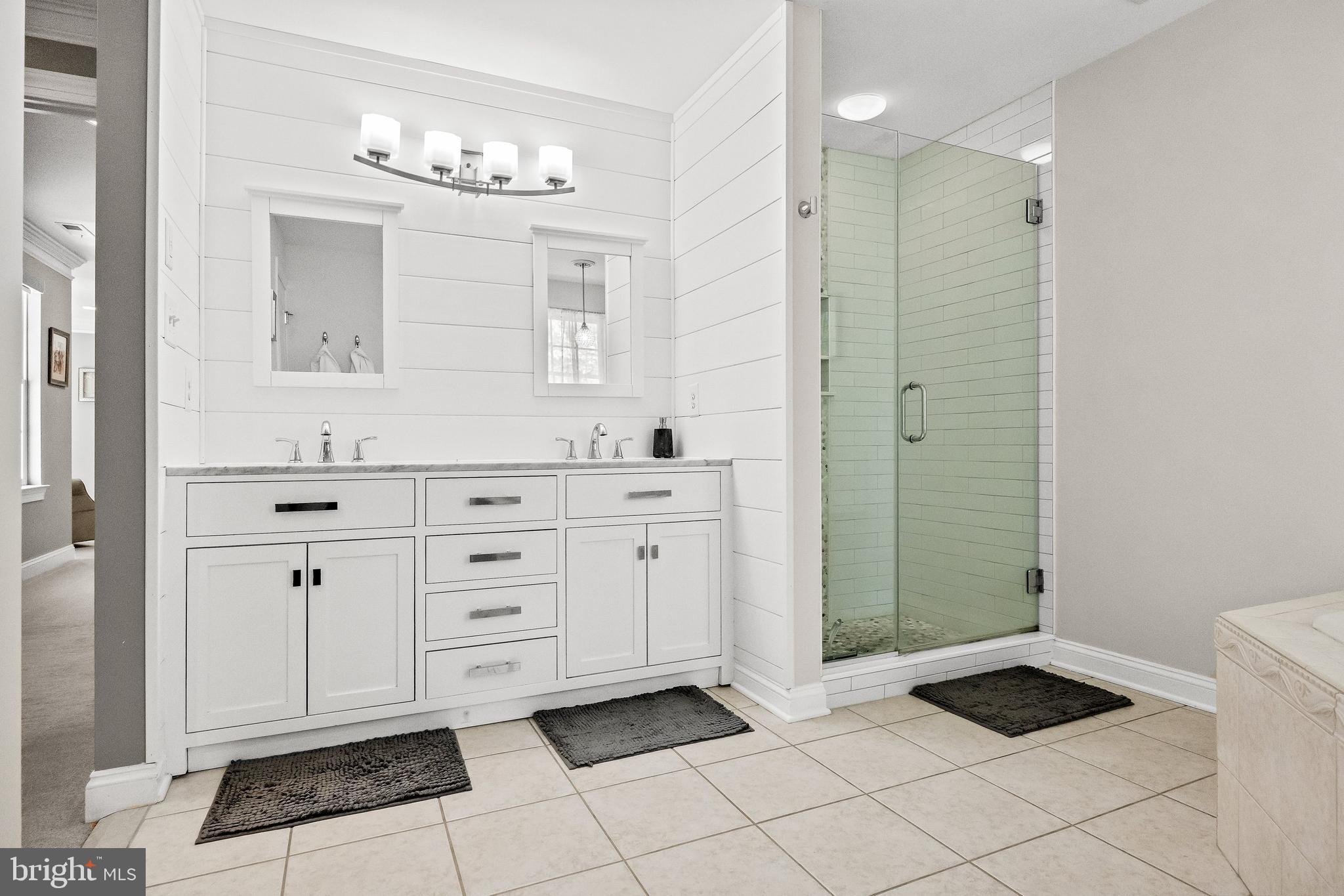 7 JOHN SLOAN WAY