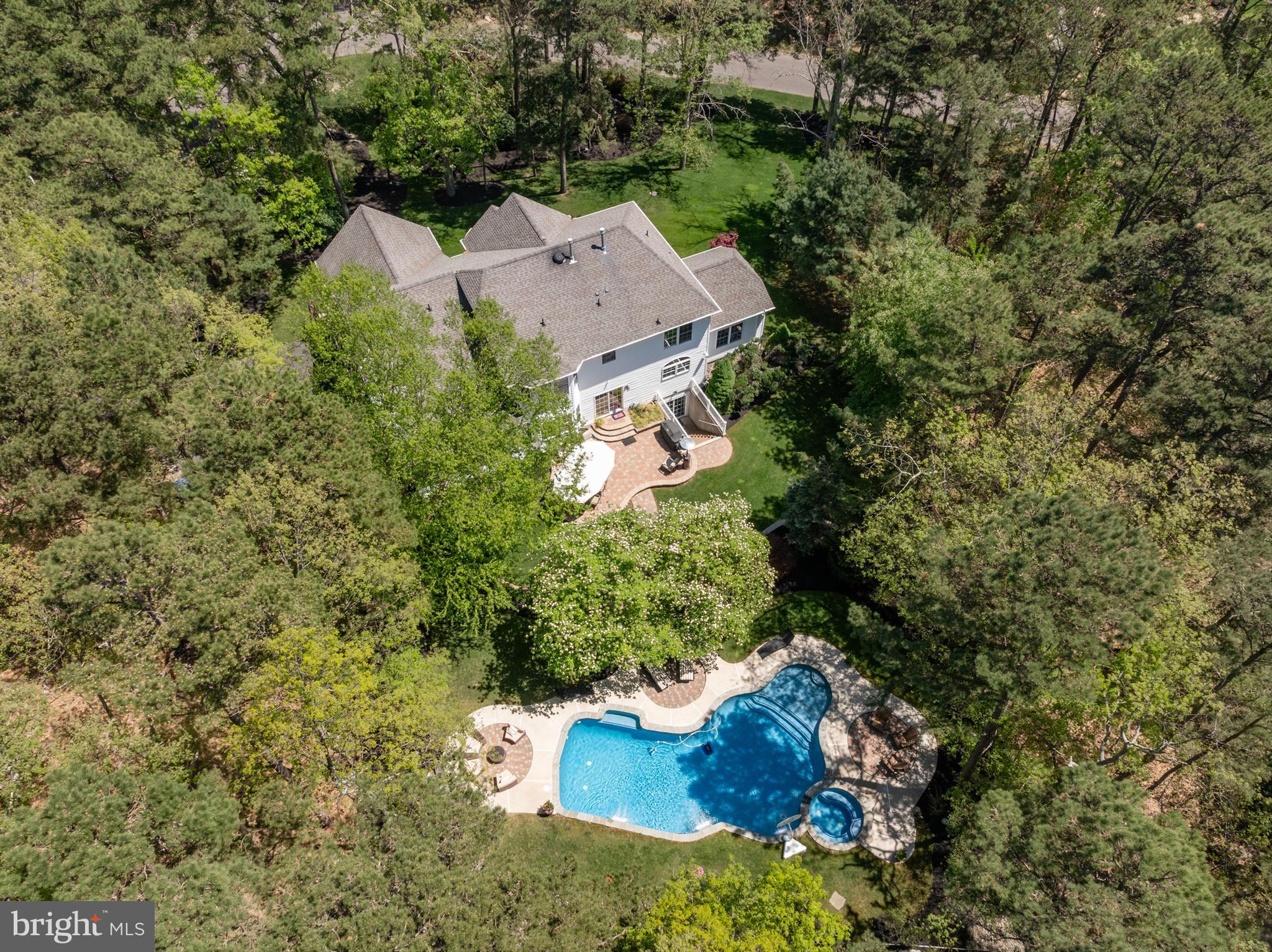 7 JOHN SLOAN WAY