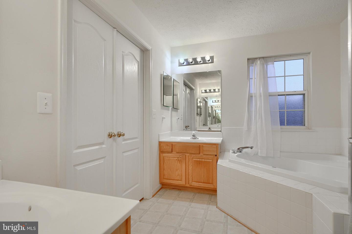 10017 Wamsley Ct
