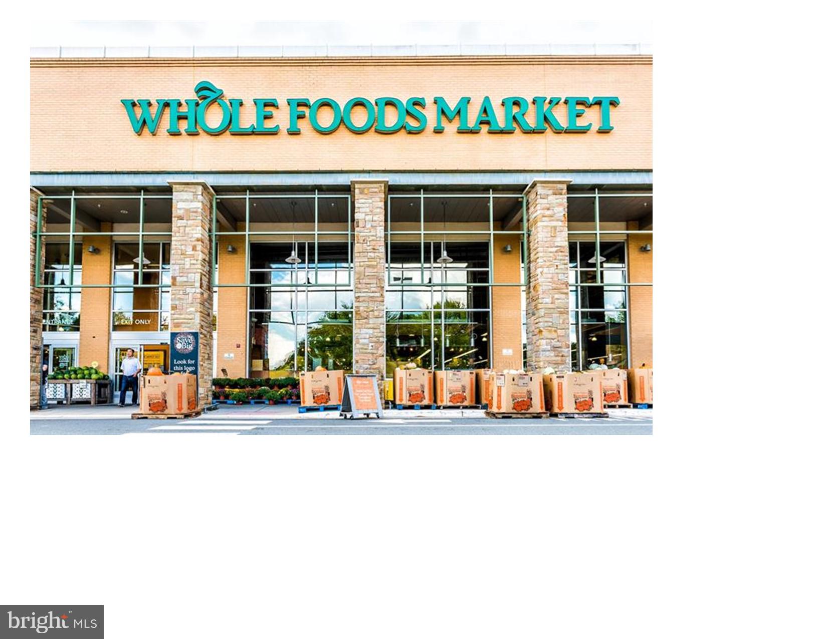 6006 Northwest Dr #6000b Essential