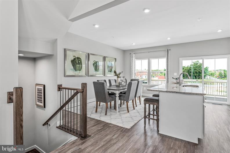 6006 Northwest Dr #6000b Essential