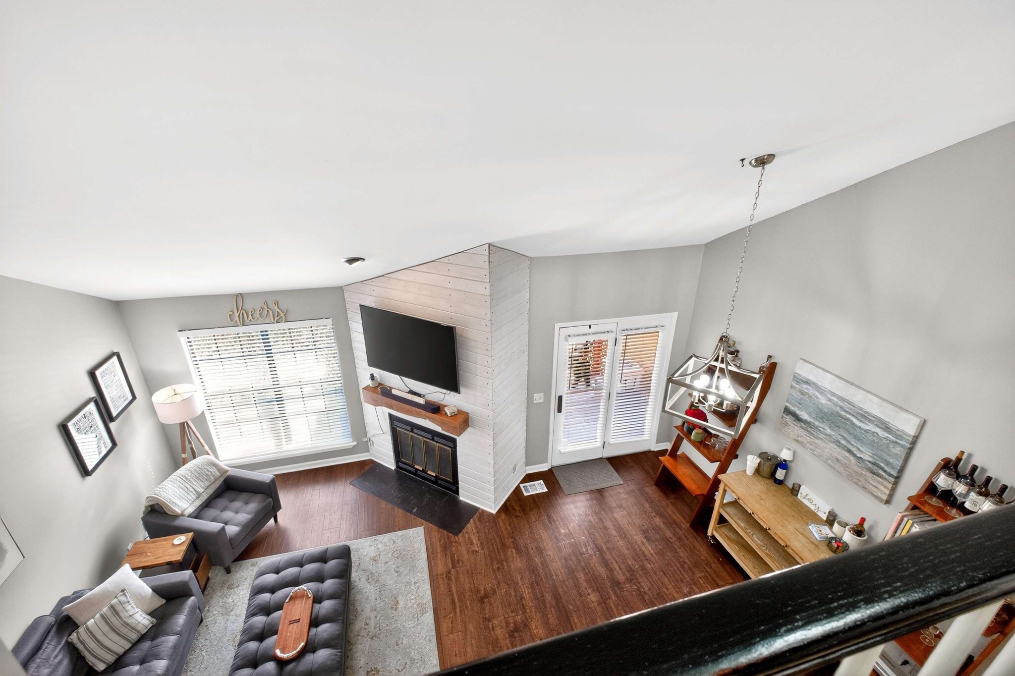 125 Villa View Ct