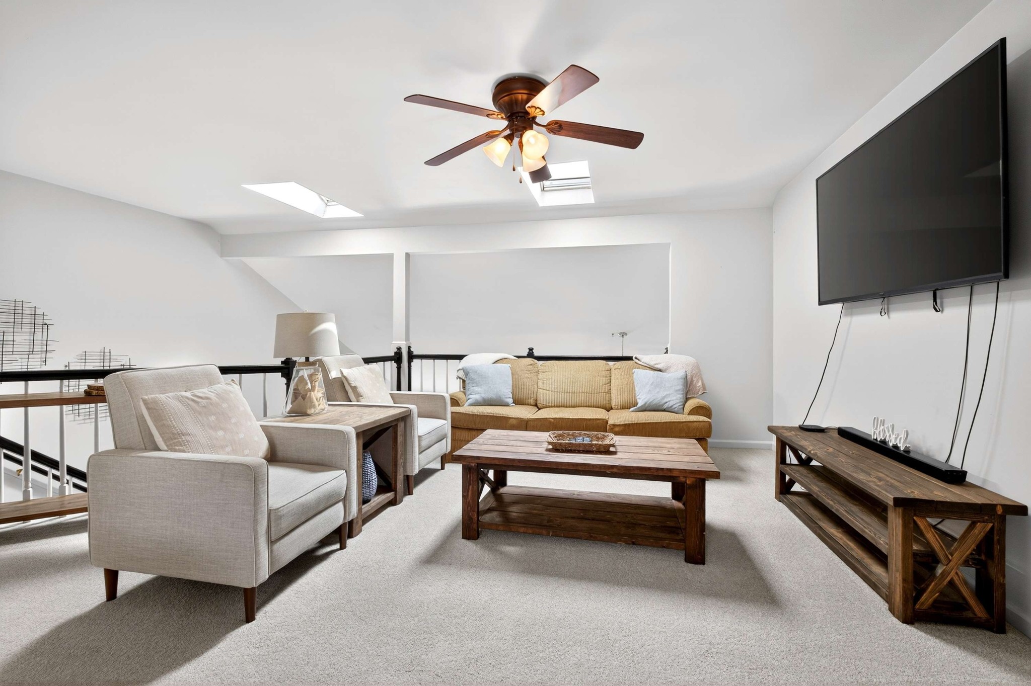 125 Villa View Ct