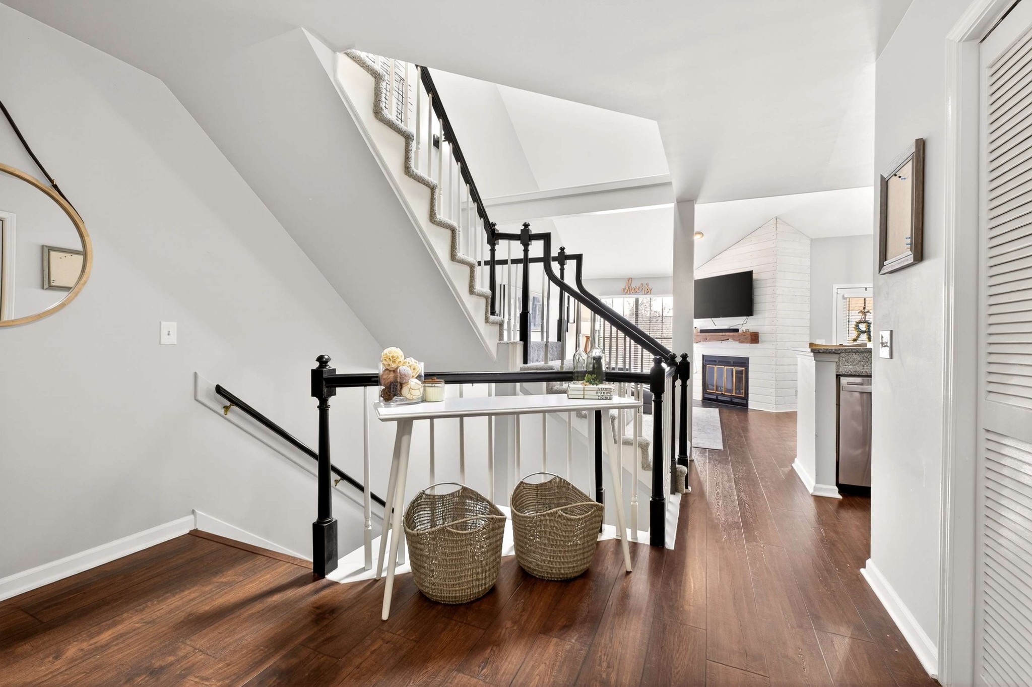 125 Villa View Ct