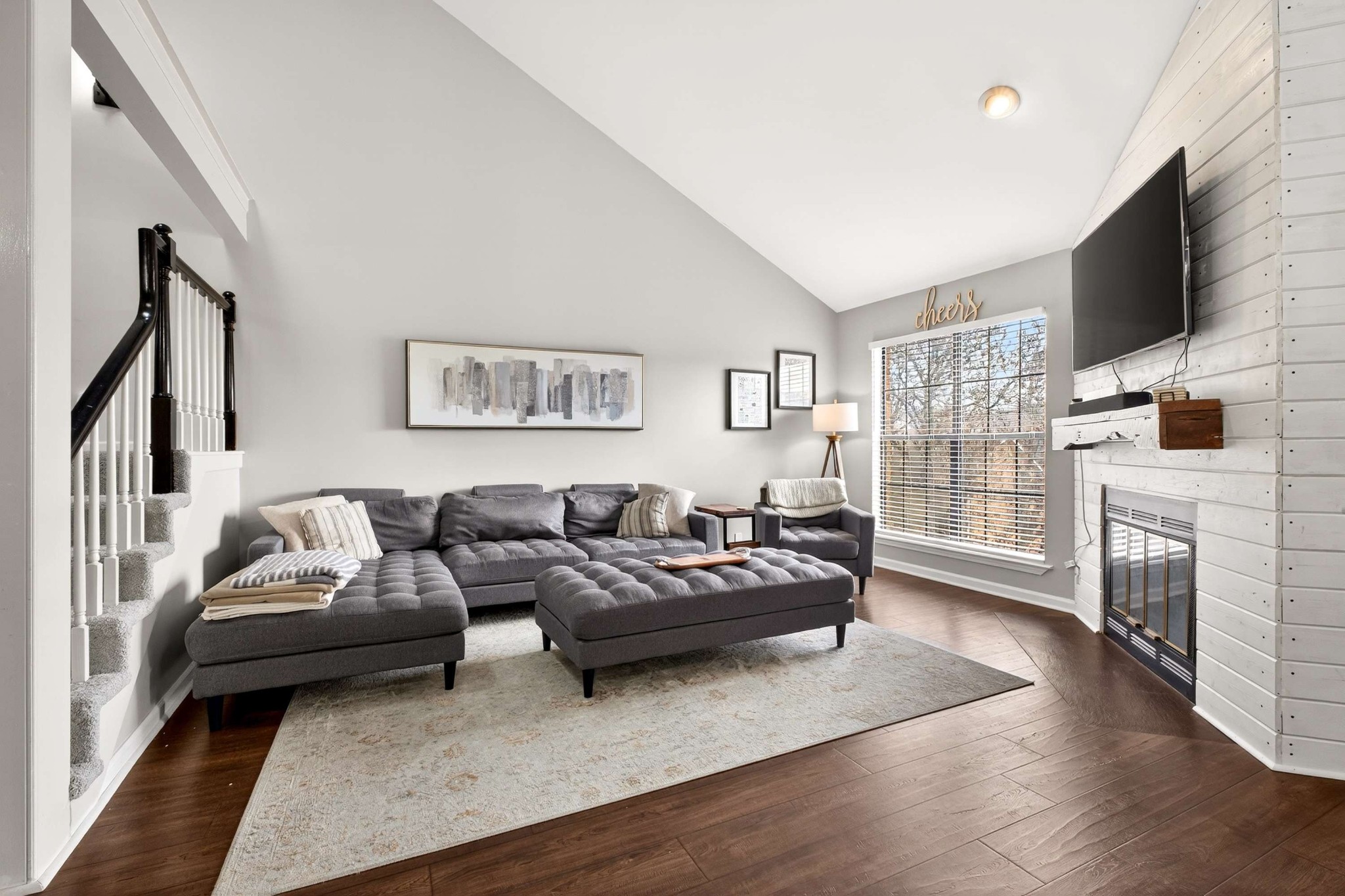 125 Villa View Ct