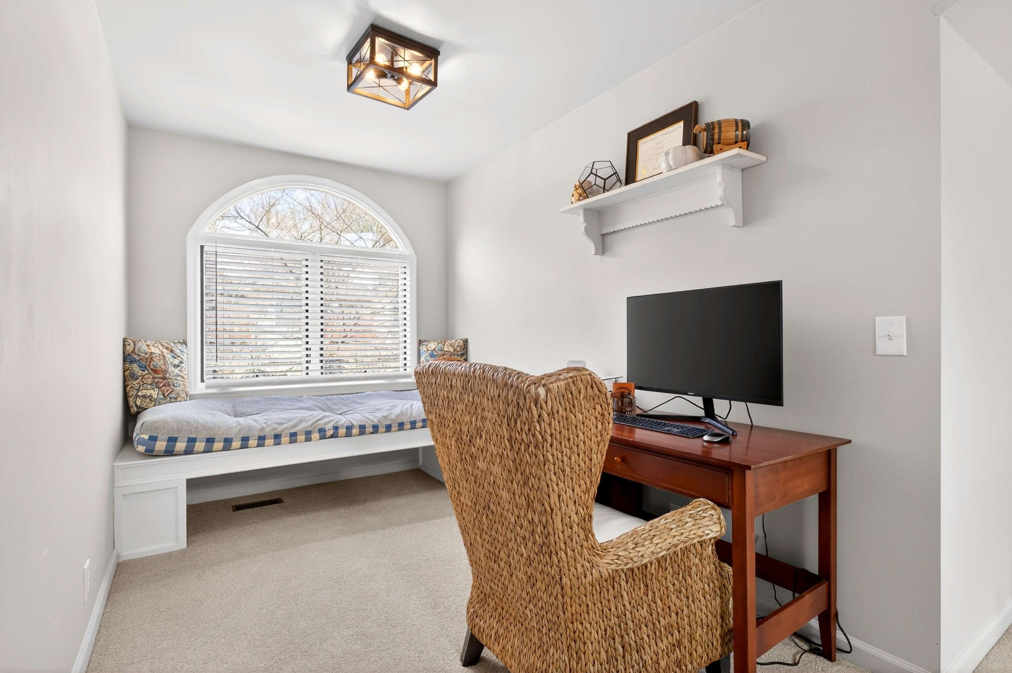 125 Villa View Ct