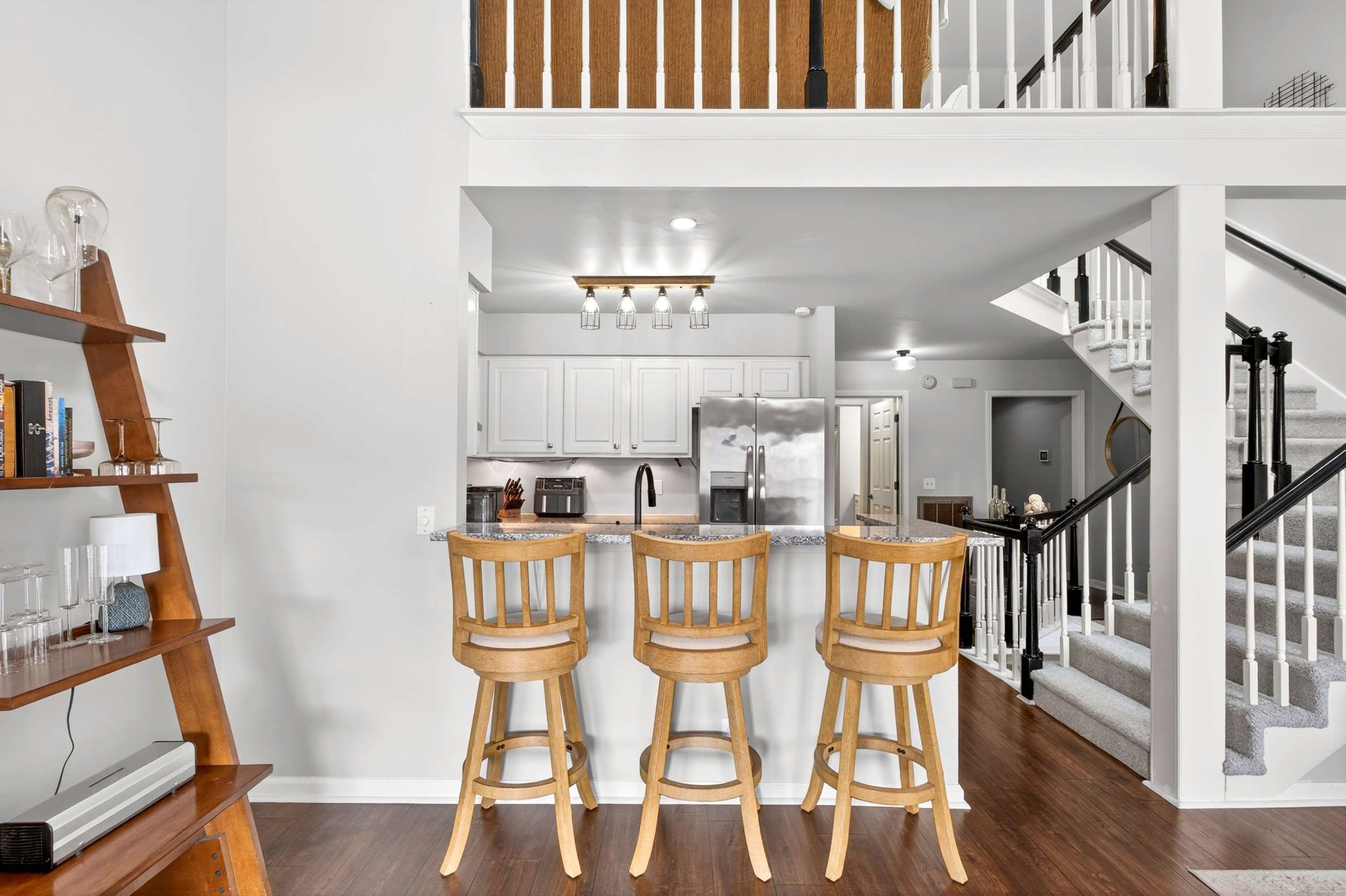 125 Villa View Ct