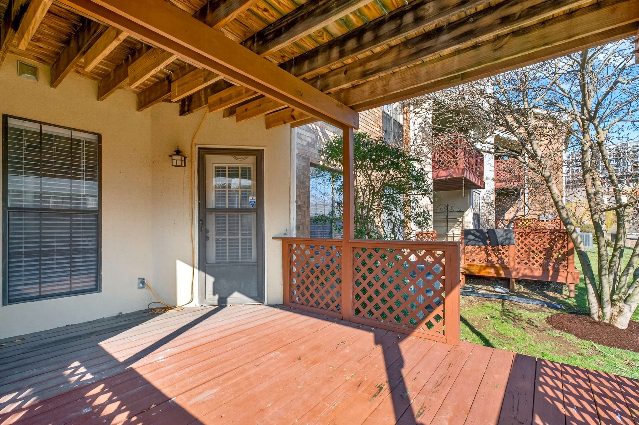 125 Villa View Ct