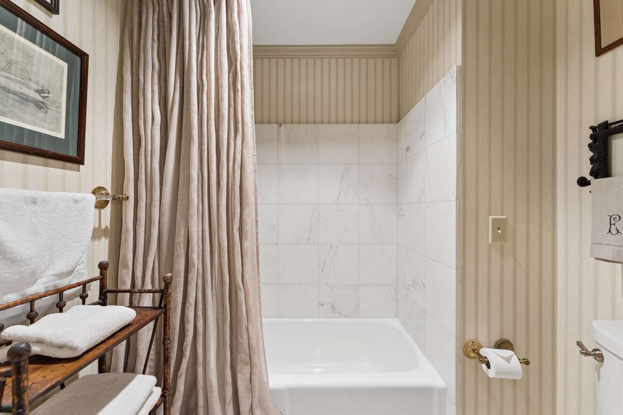 615 Belle Meade Blvd Unit: 100