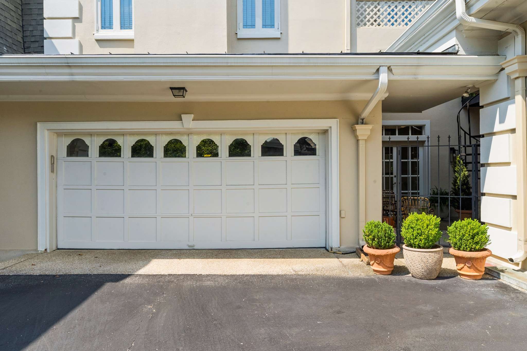 615 Belle Meade Blvd Unit: 100