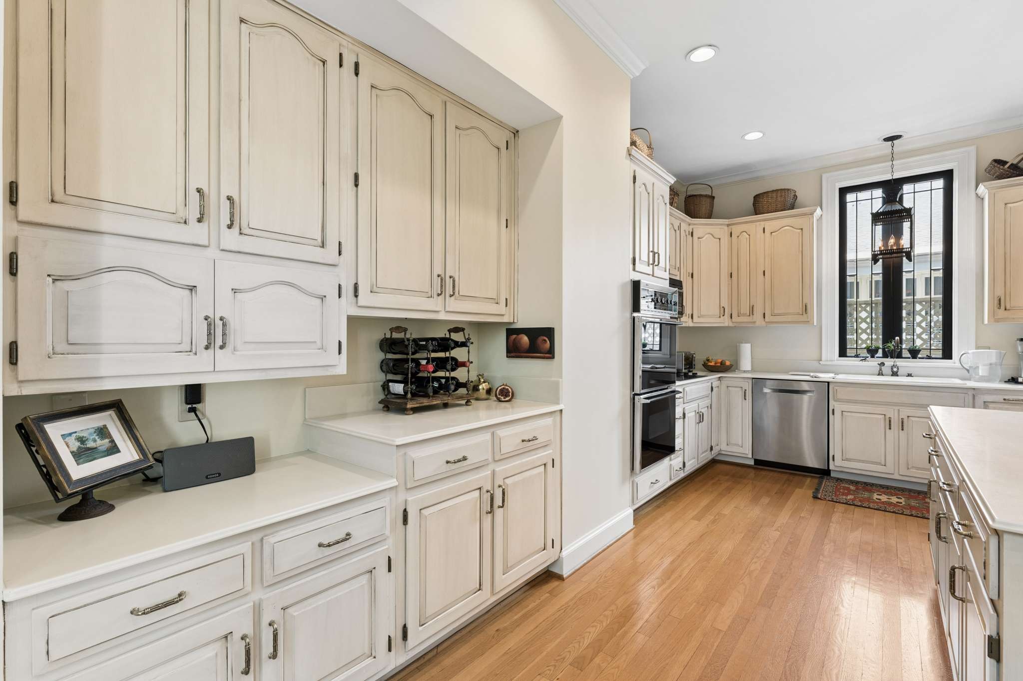 615 Belle Meade Blvd Unit: 100