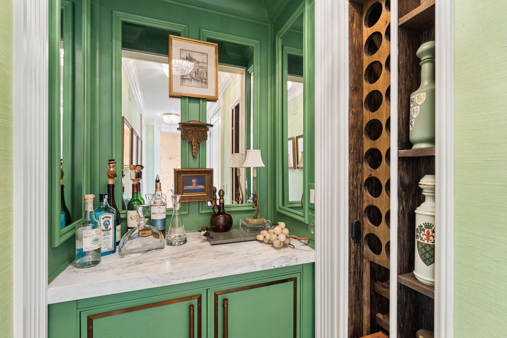 615 Belle Meade Blvd Unit: 100