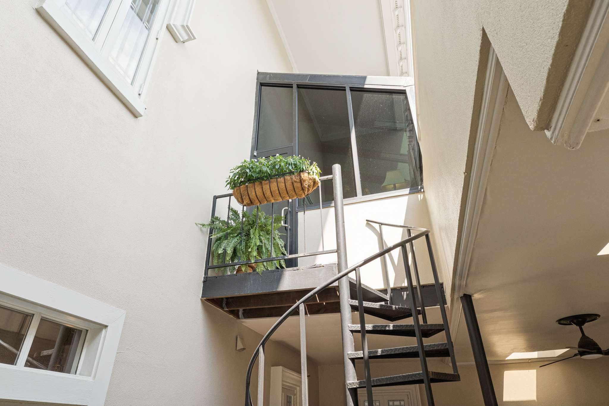 615 Belle Meade Blvd Unit: 100