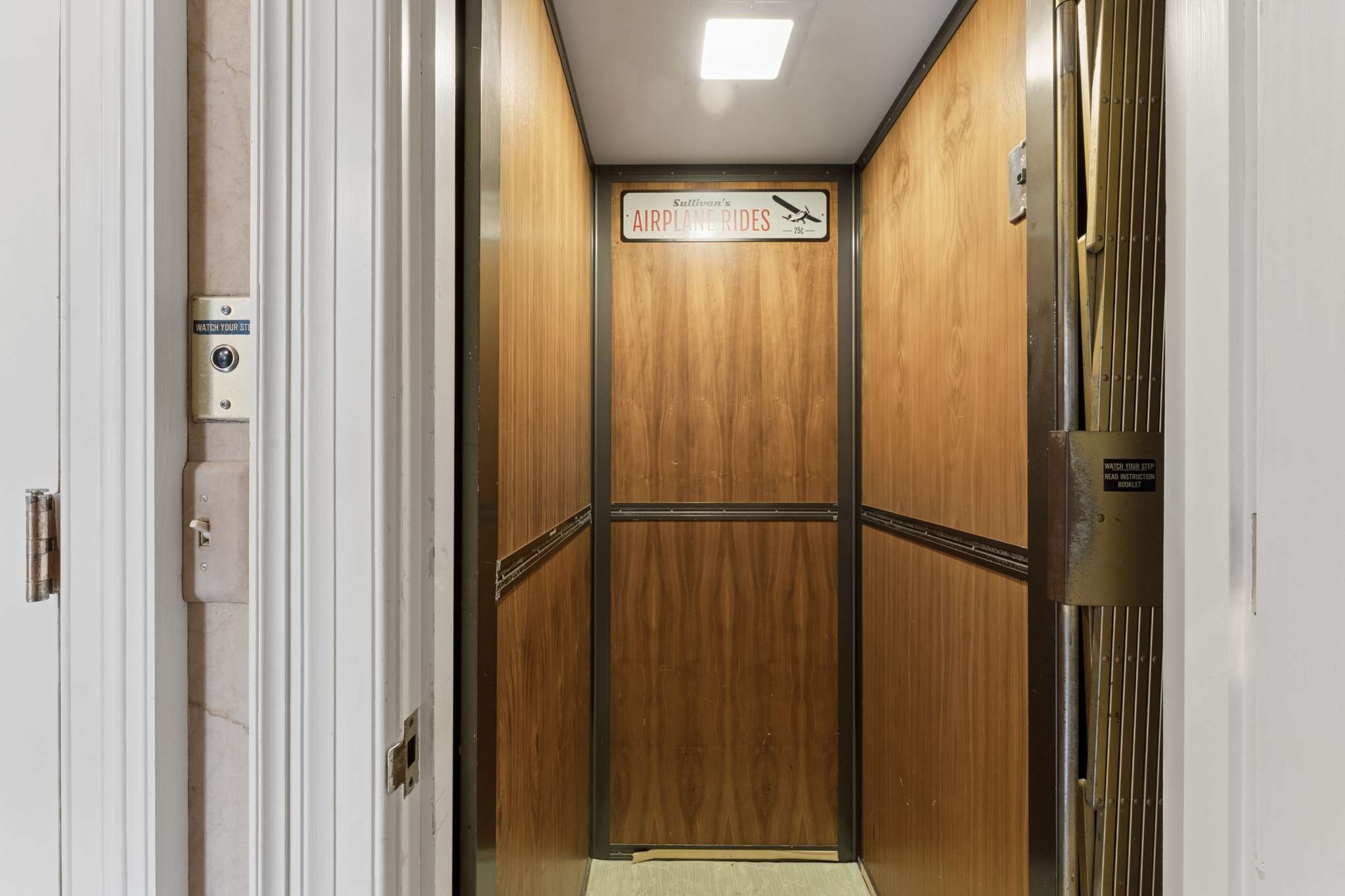 615 Belle Meade Blvd Unit: 100