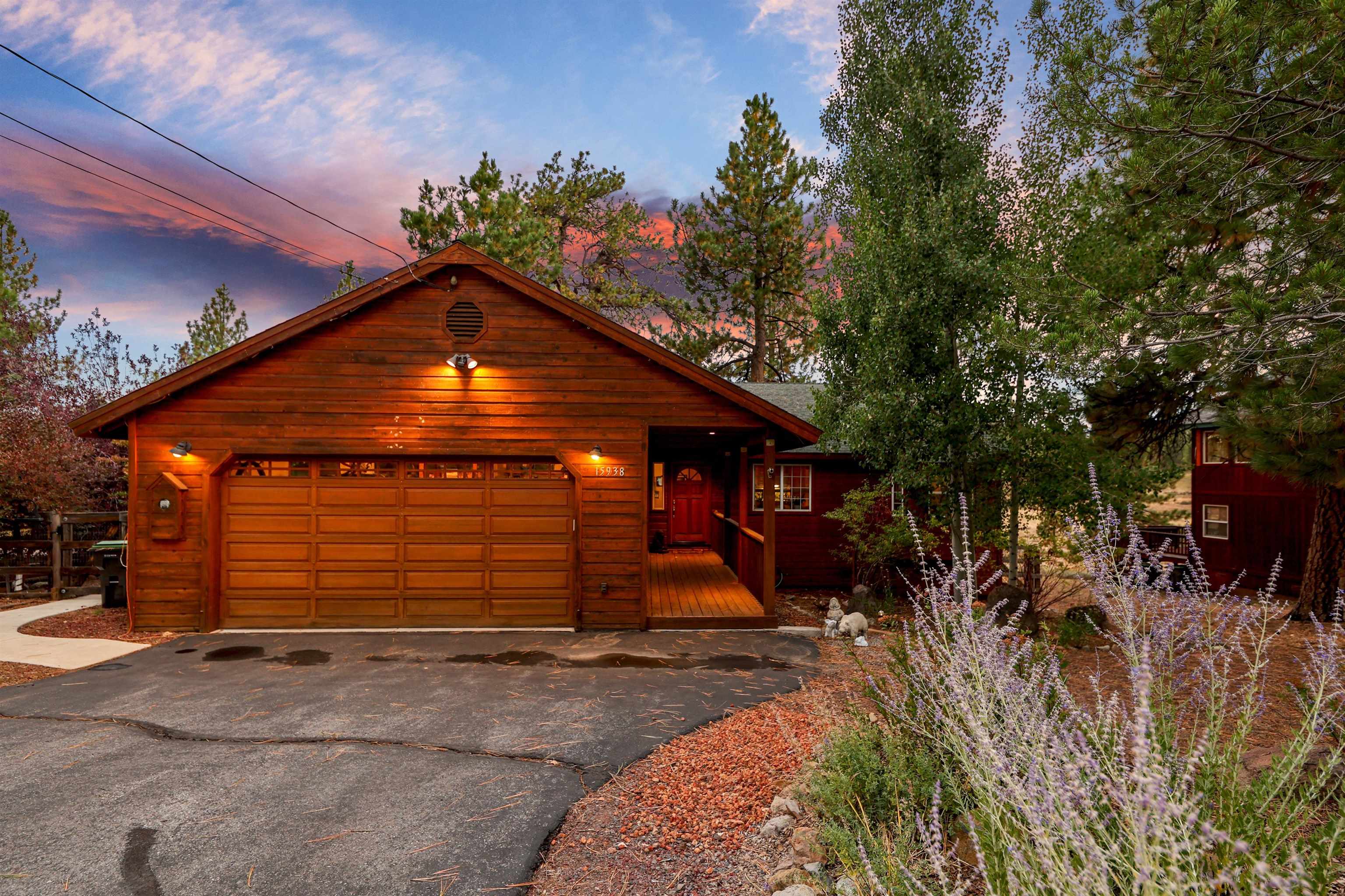 15938 Glenshire Drive