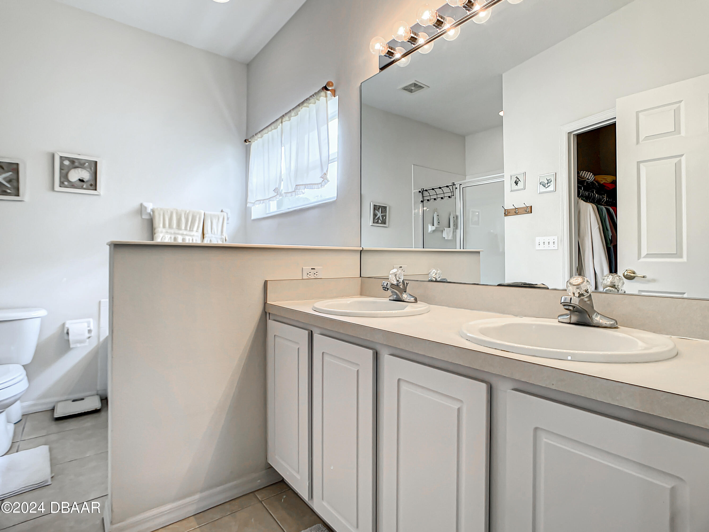 5409 Frederick Lake Drive