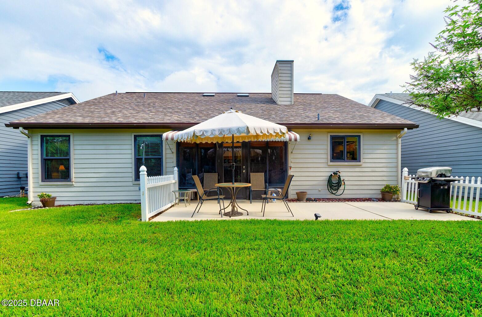 832 Pine Shores Circle