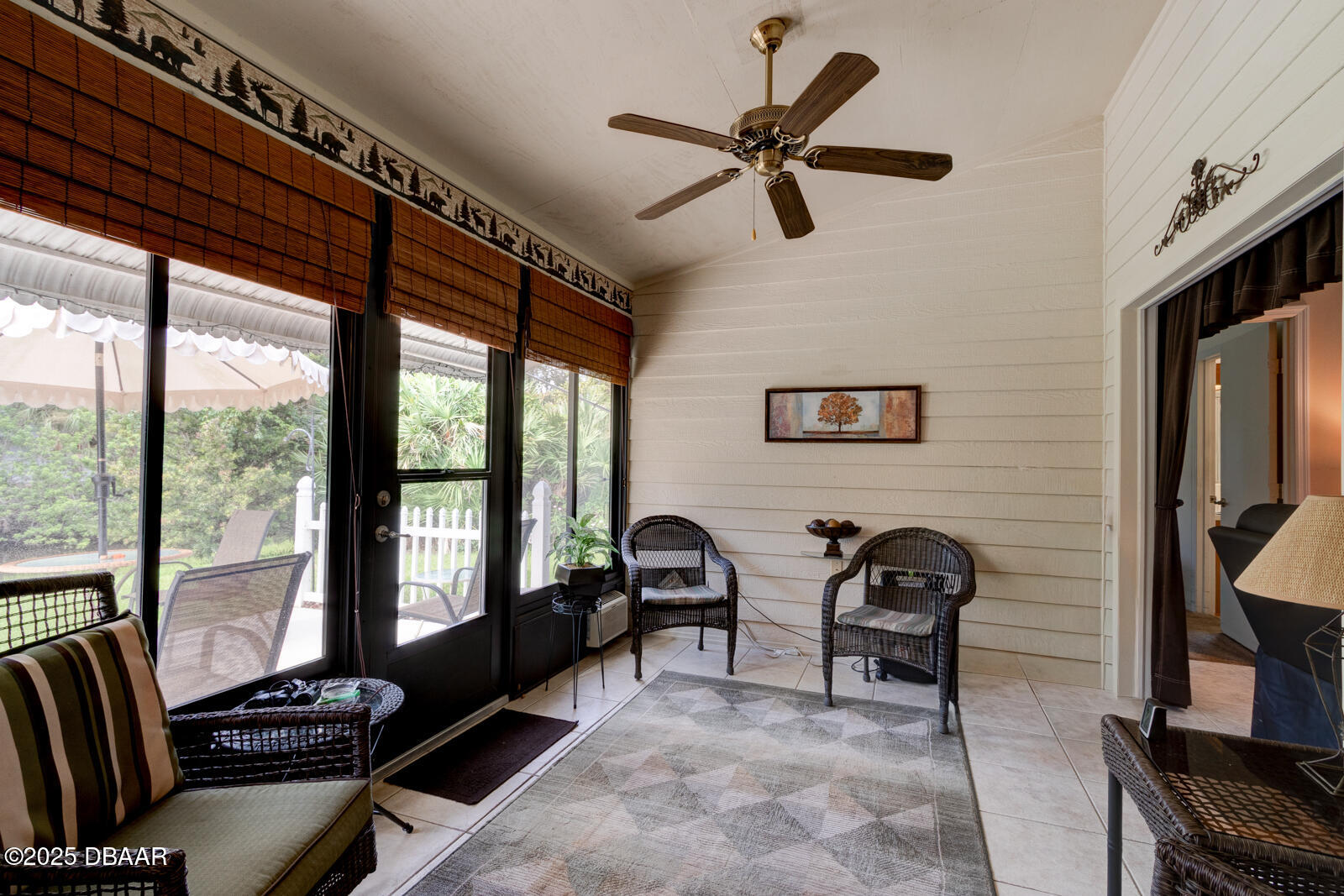 832 Pine Shores Circle