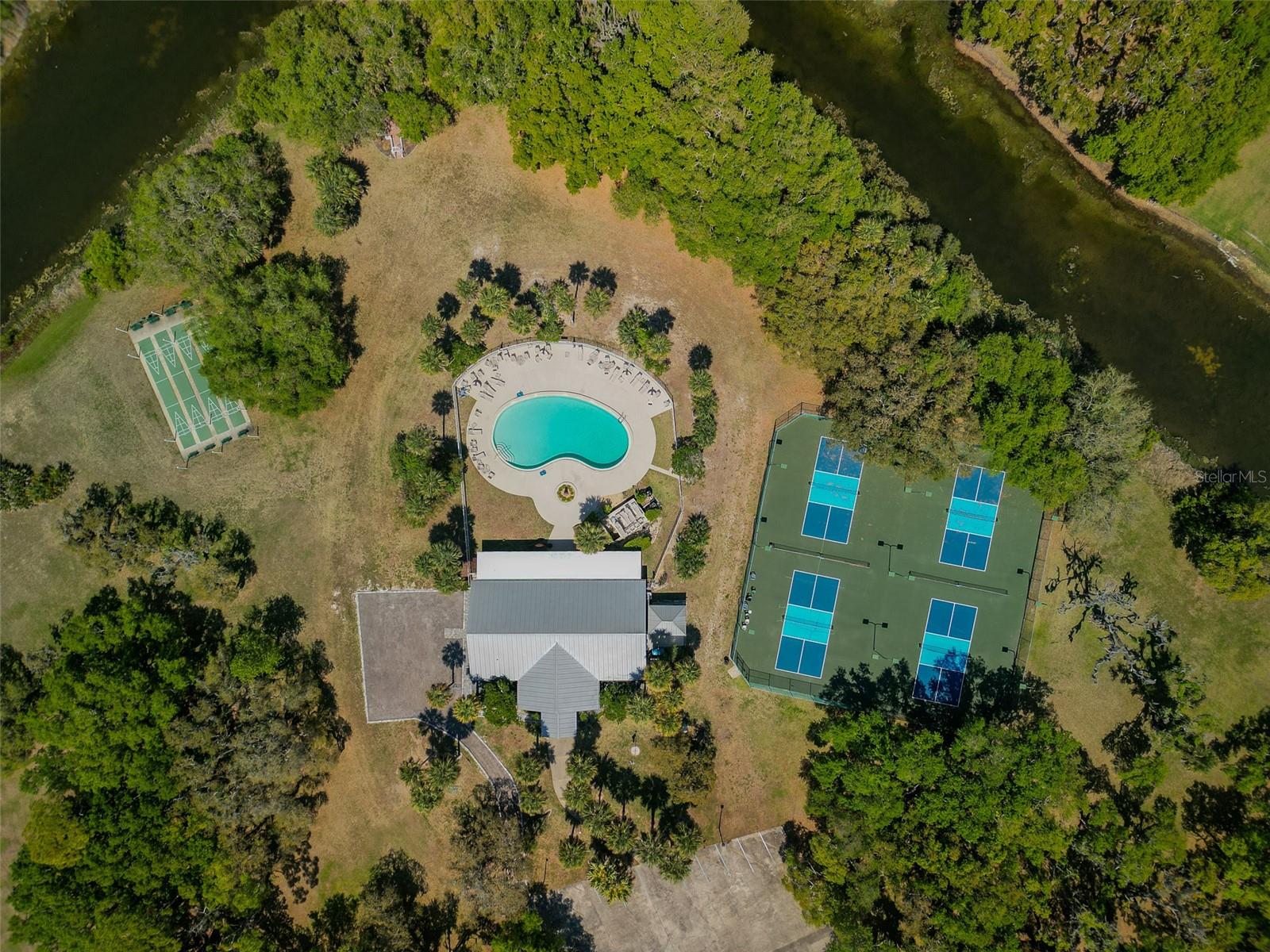 387 MARSH LANDING LOOP