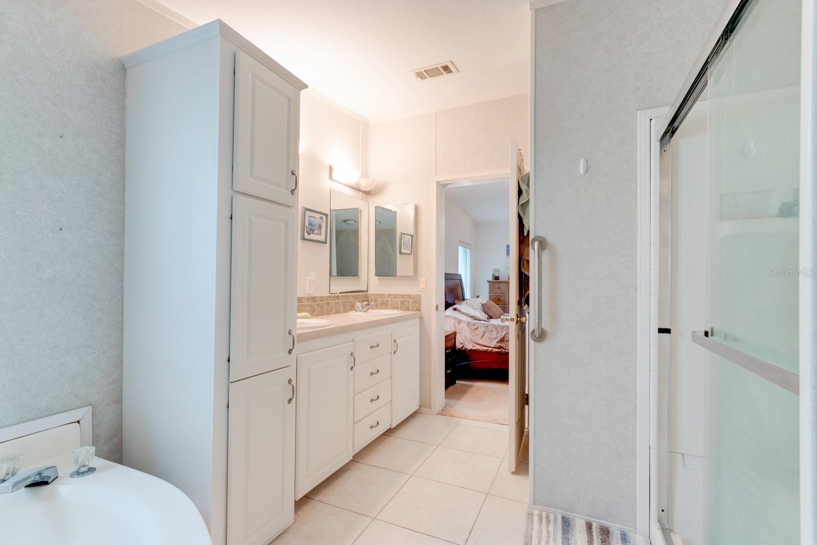 387 MARSH LANDING LOOP