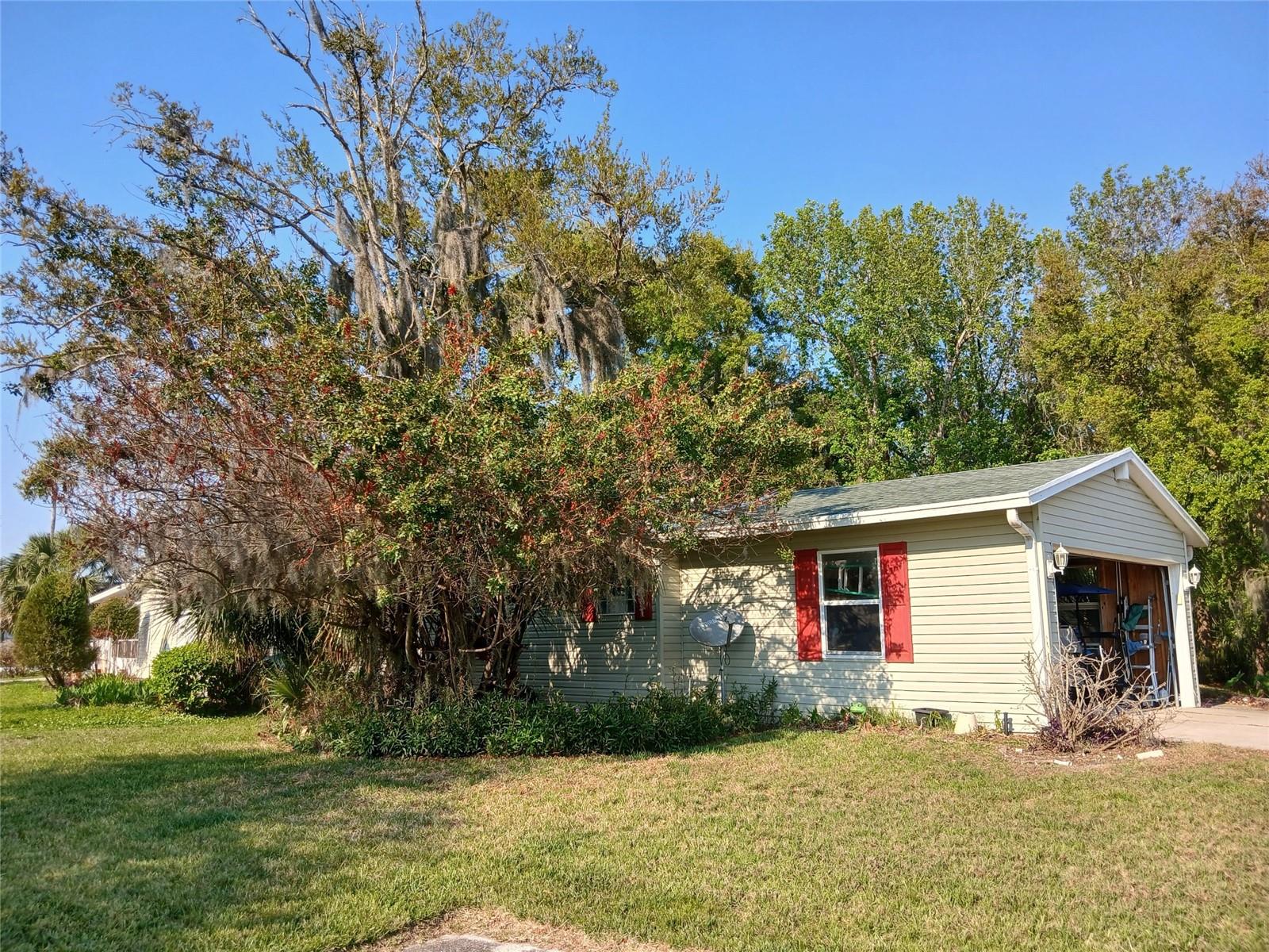 387 MARSH LANDING LOOP