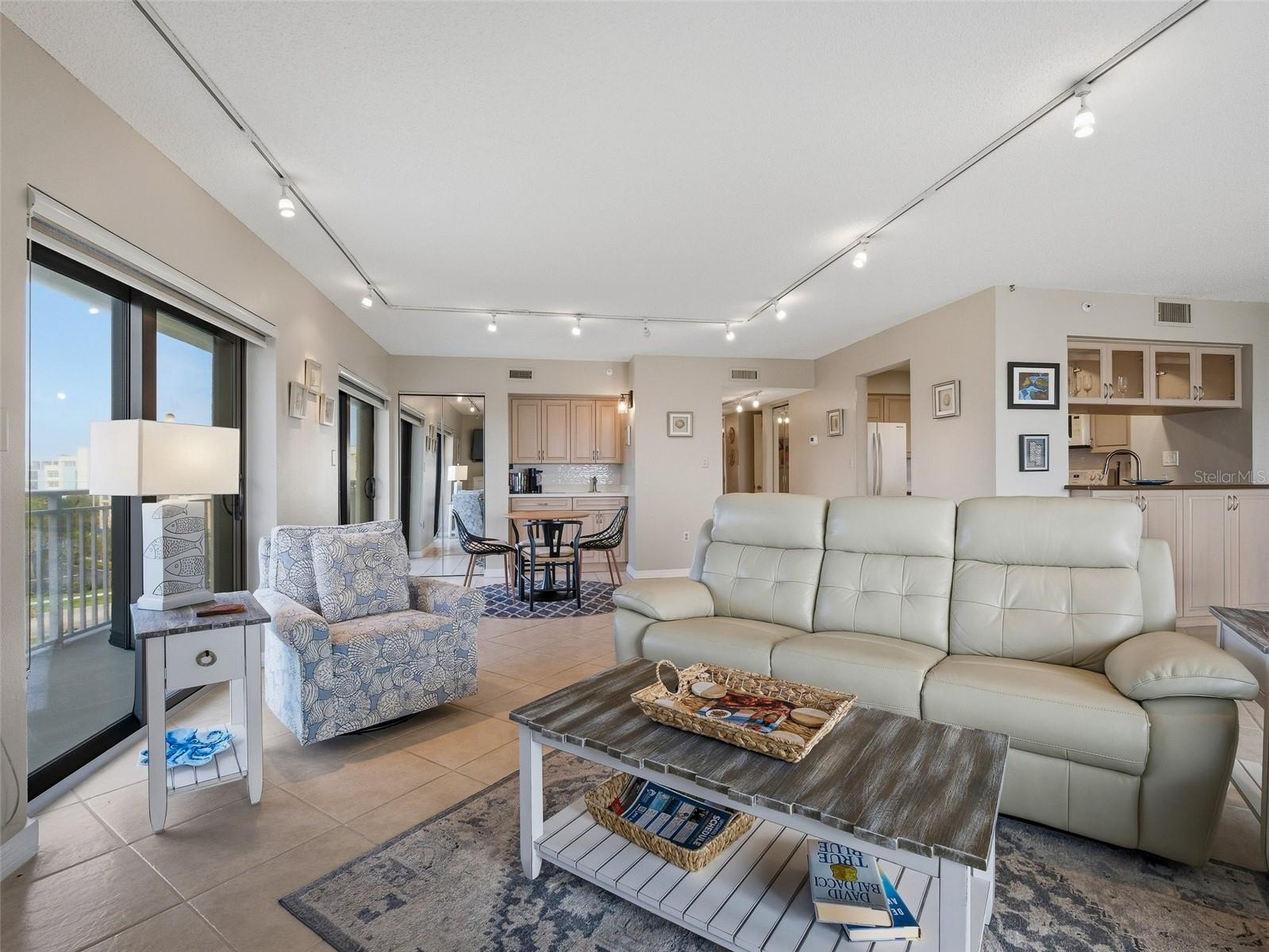5207 S ATLANTIC AVE #426