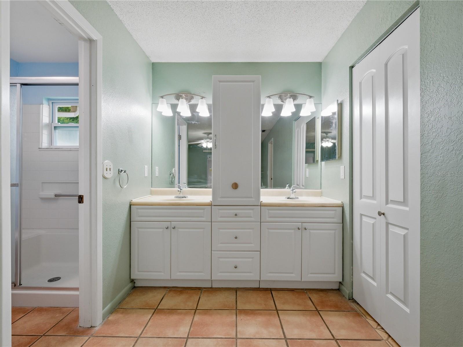 2812 TRAVELERS PALM DR