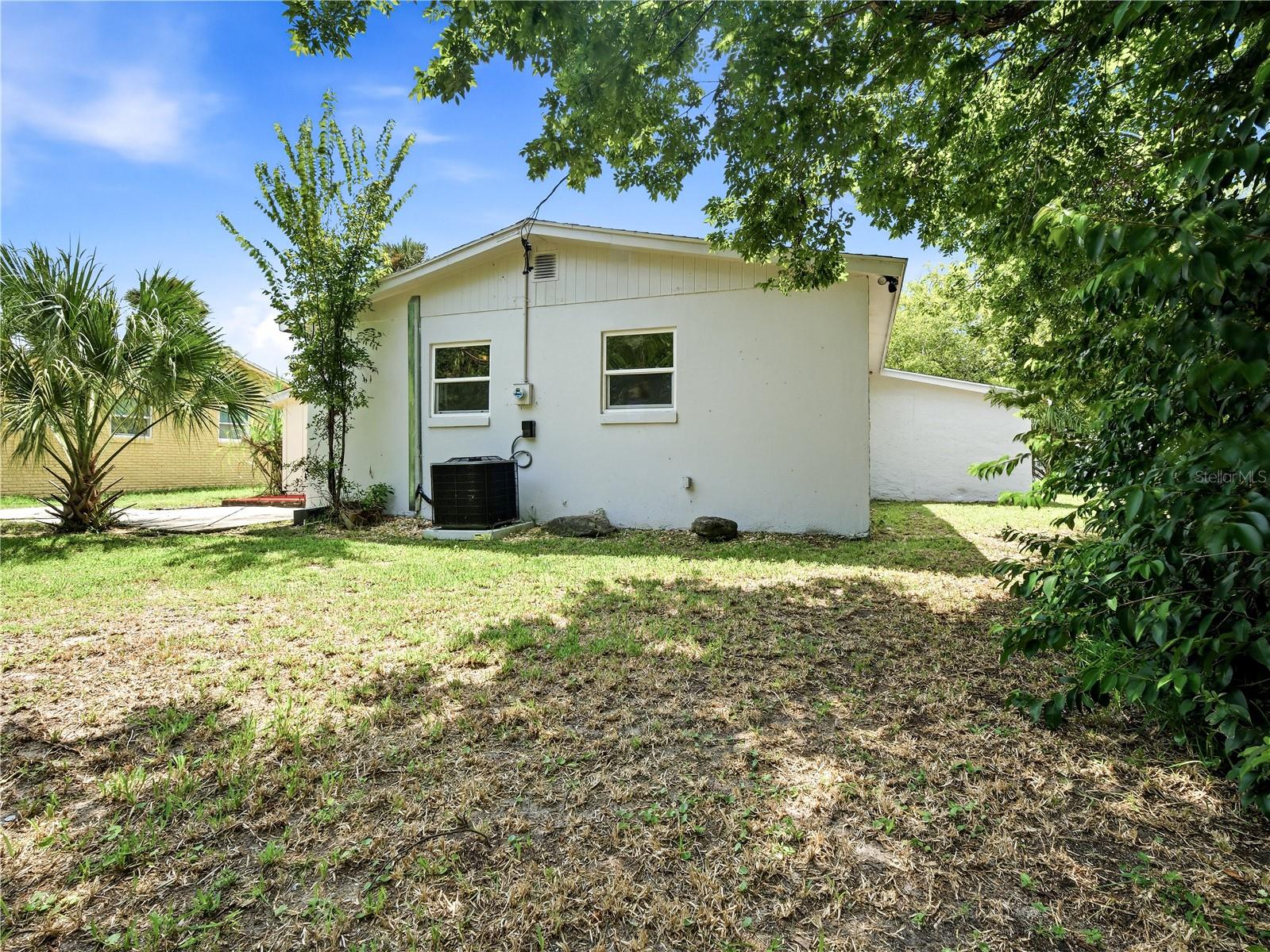 629 CEDAR PARK DR