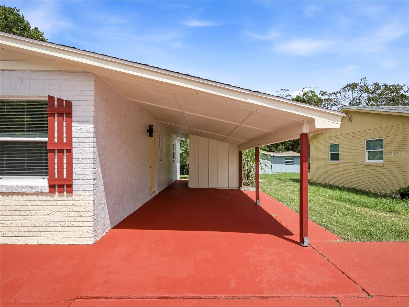 629 CEDAR PARK DR