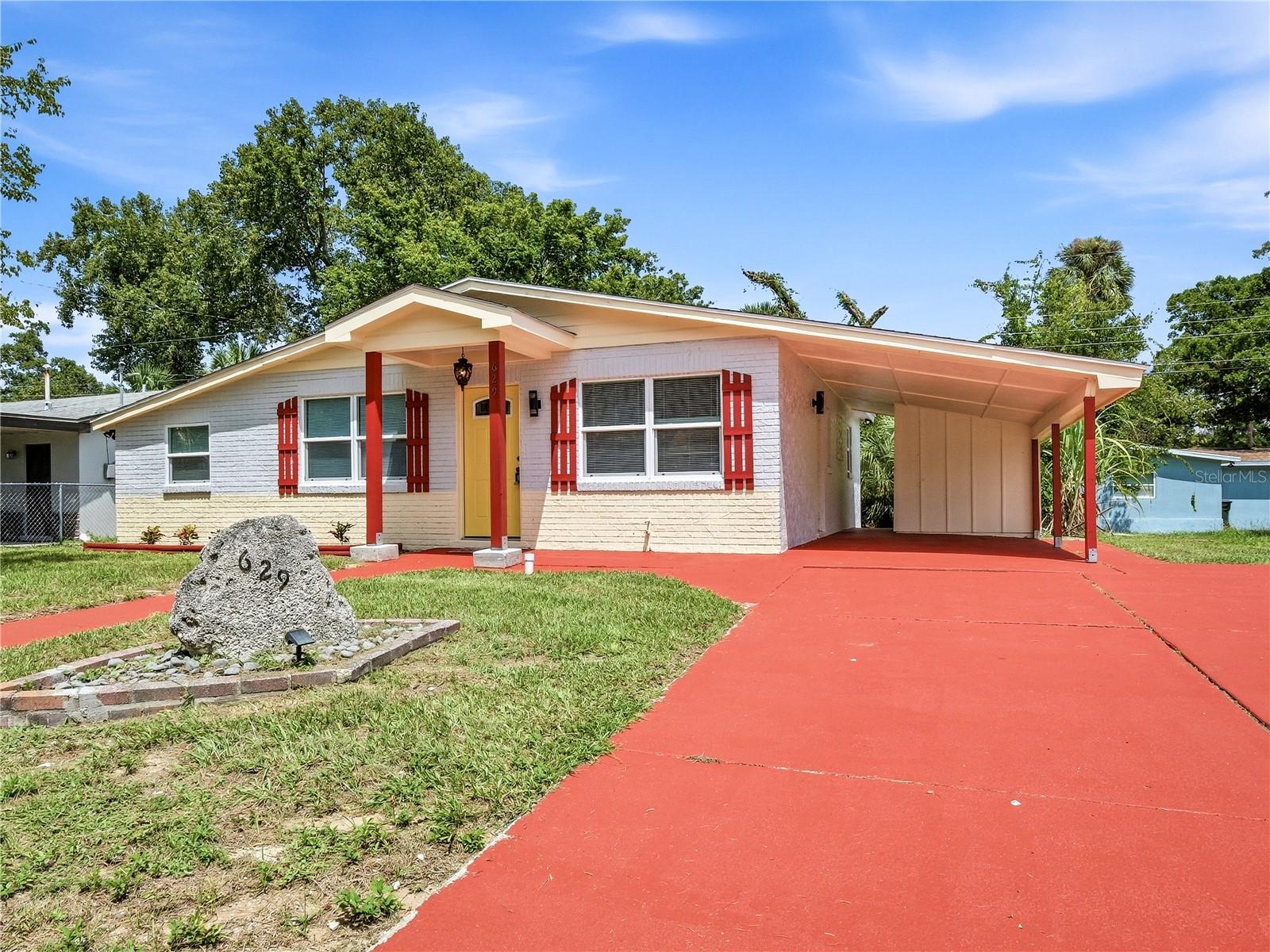 629 CEDAR PARK DR