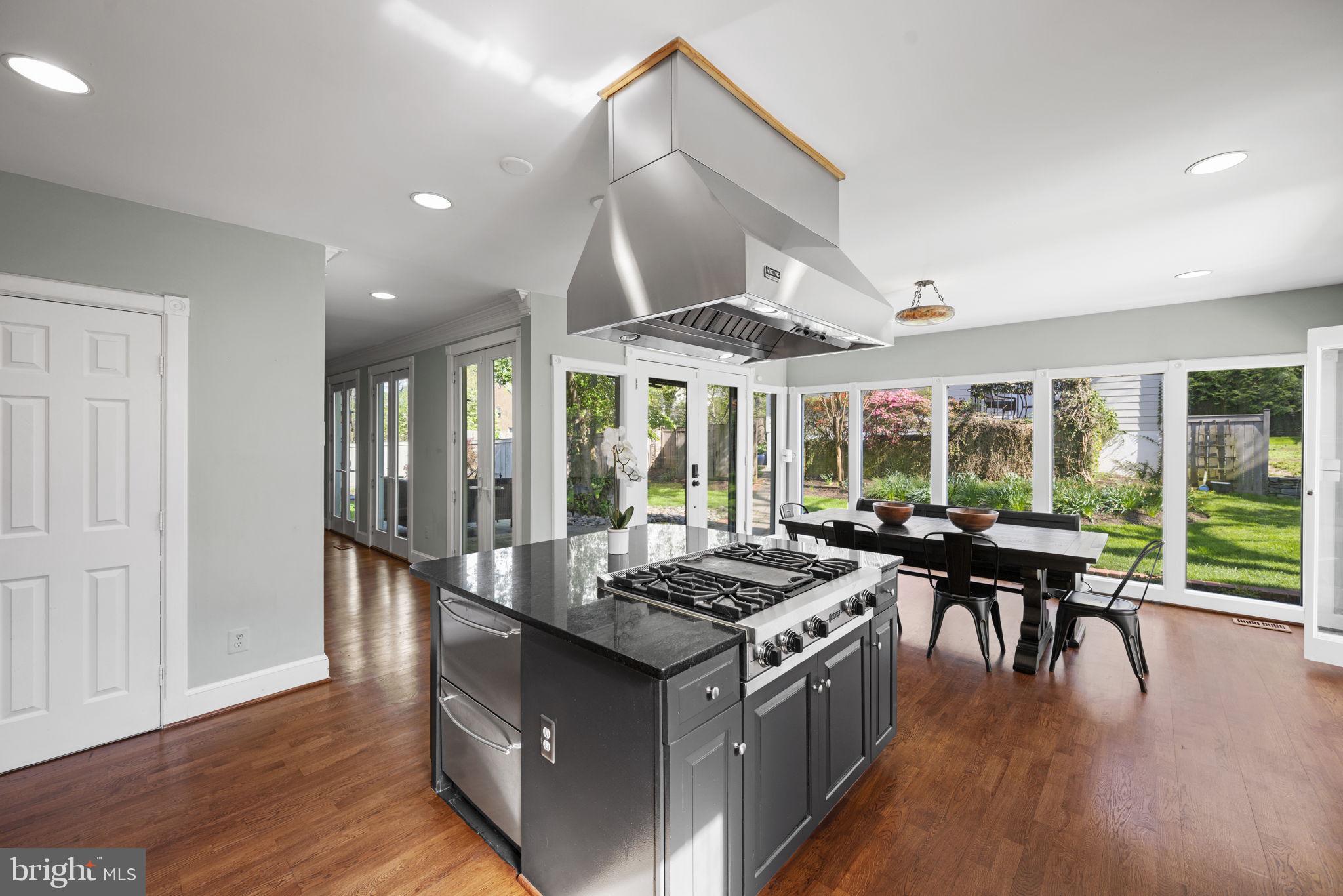 6626 Wilson Ln