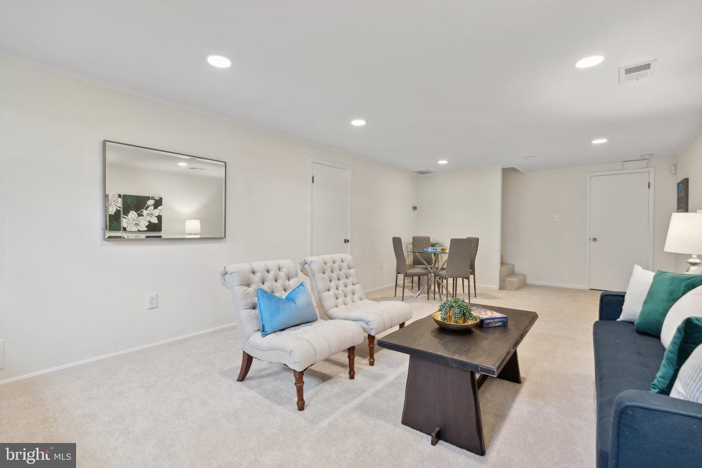 8106 Woodhaven Blvd