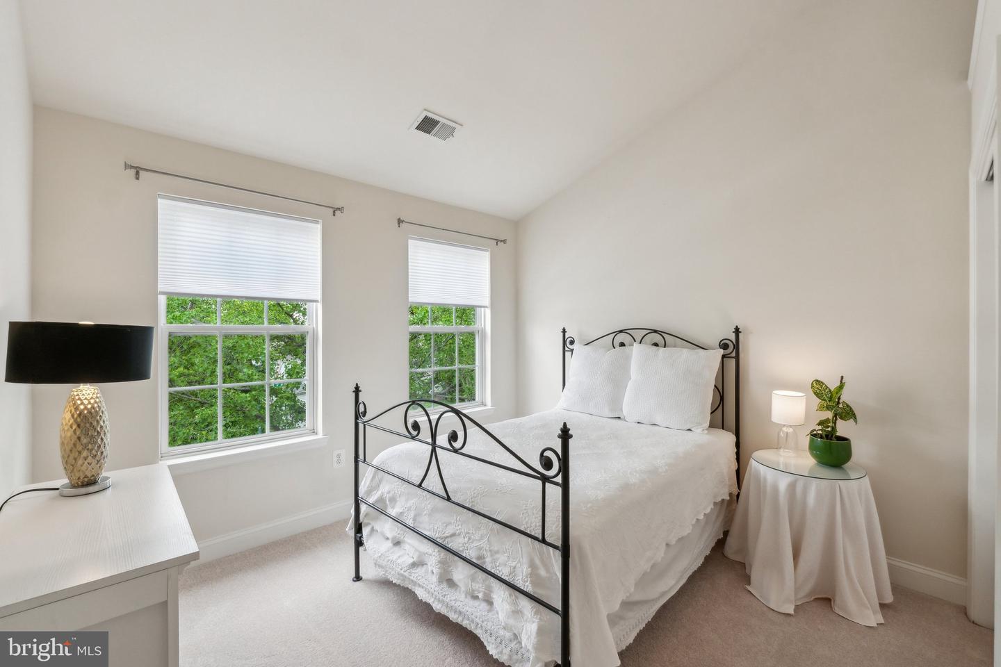 23213 Rainbow Arch Dr