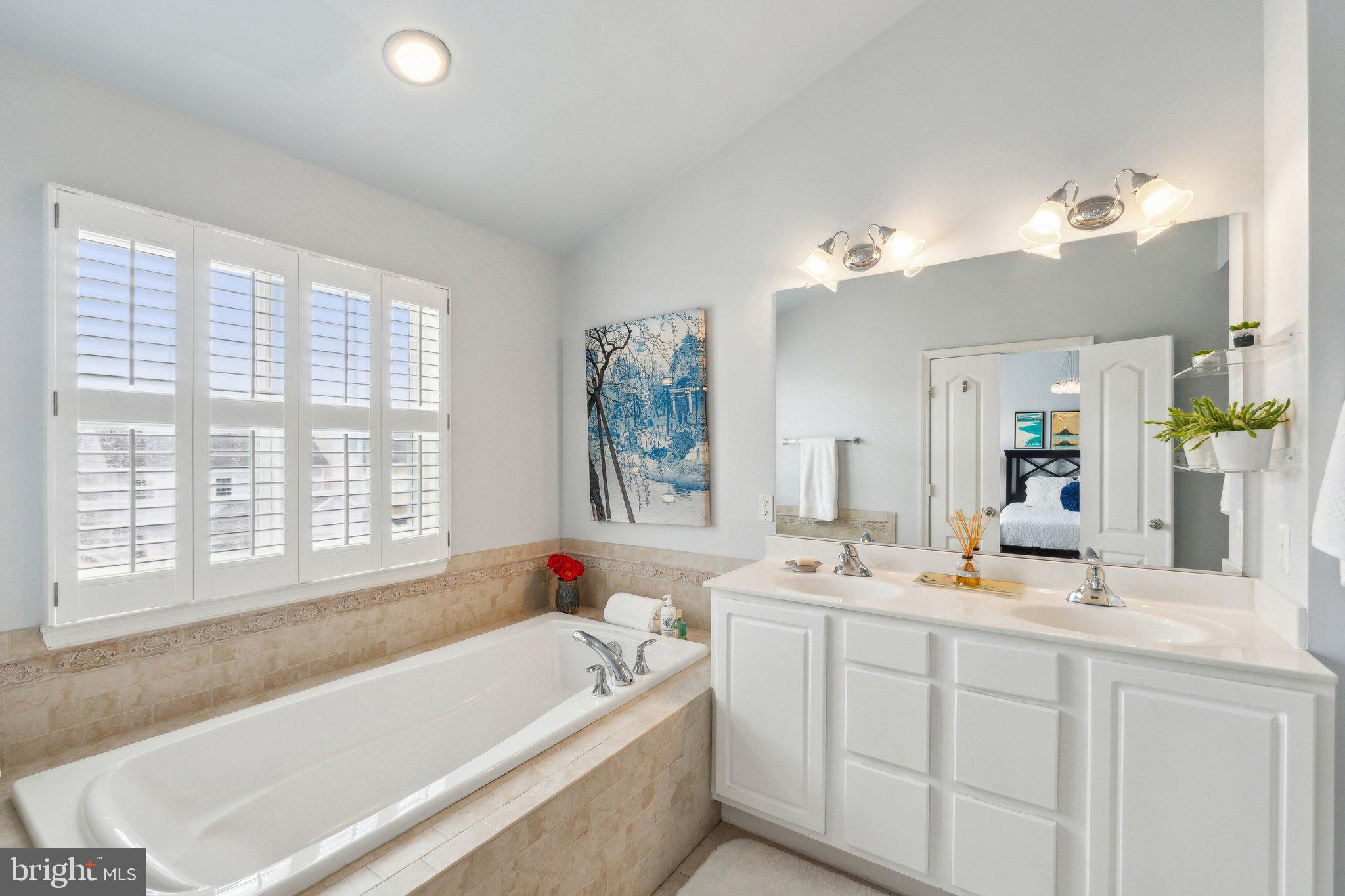 23213 Rainbow Arch Dr