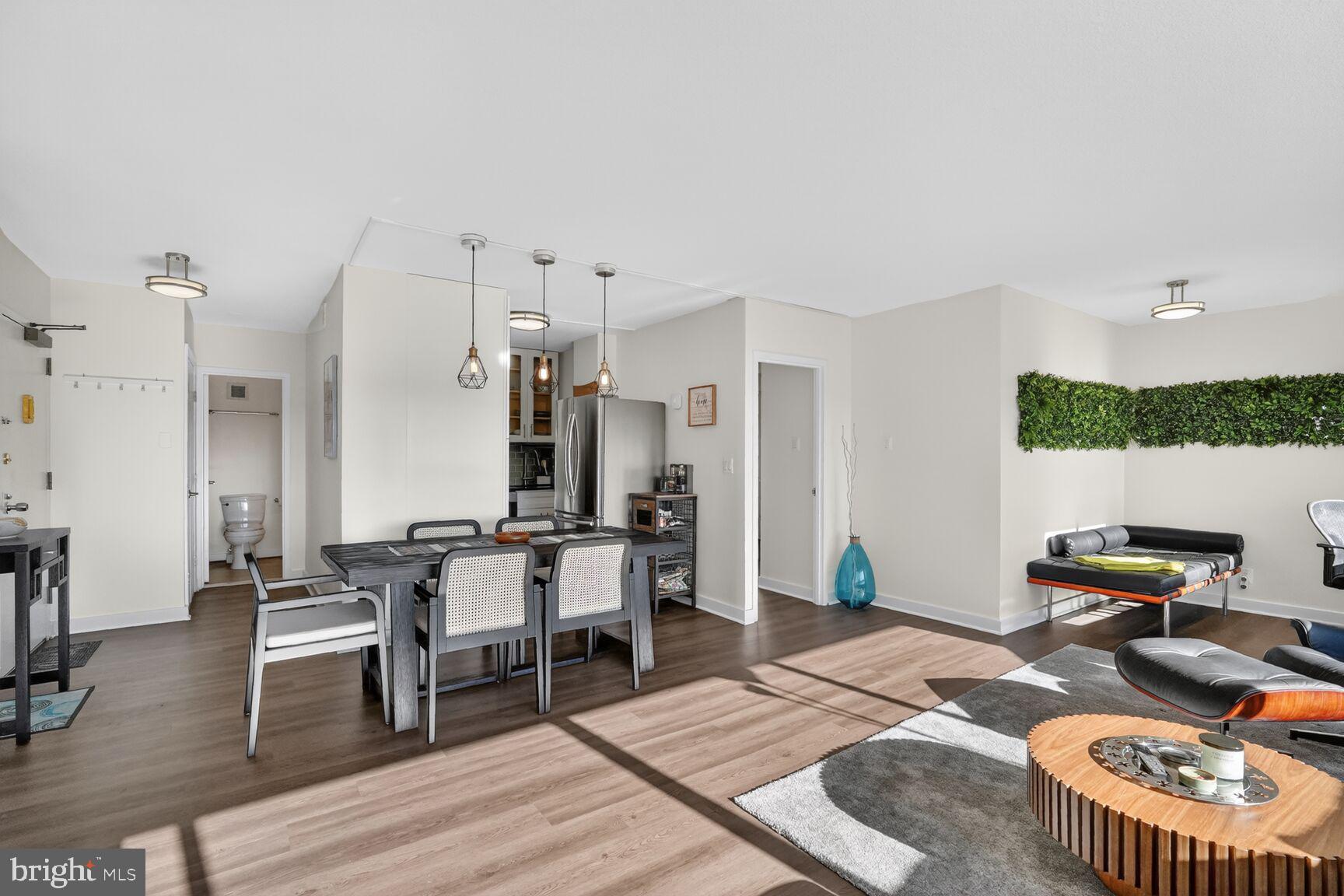 4515 WILLARD AVENUE 1601S