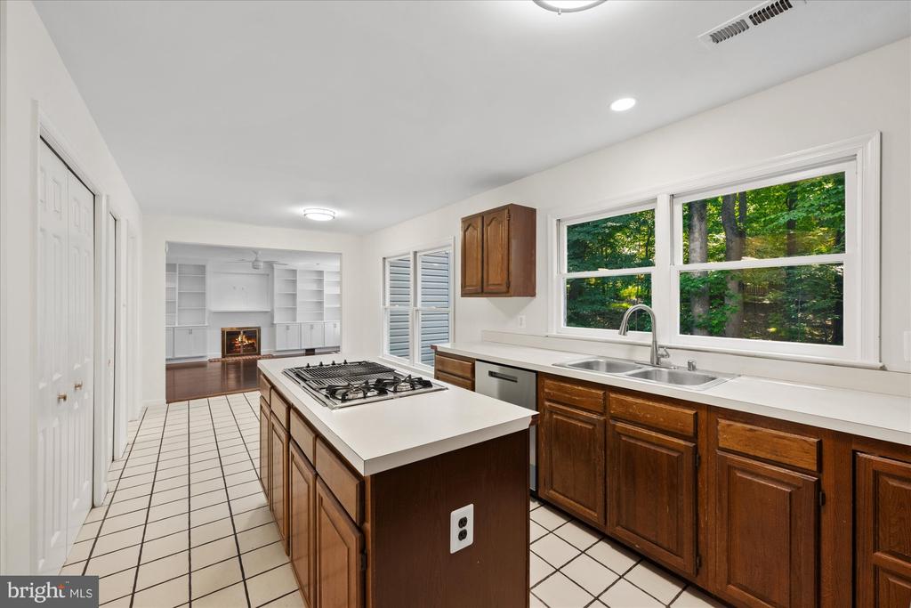 13242 OSTERPORT DRIVE