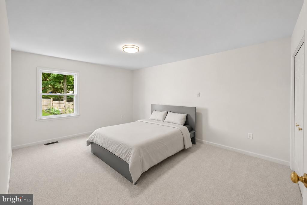 13242 OSTERPORT DRIVE