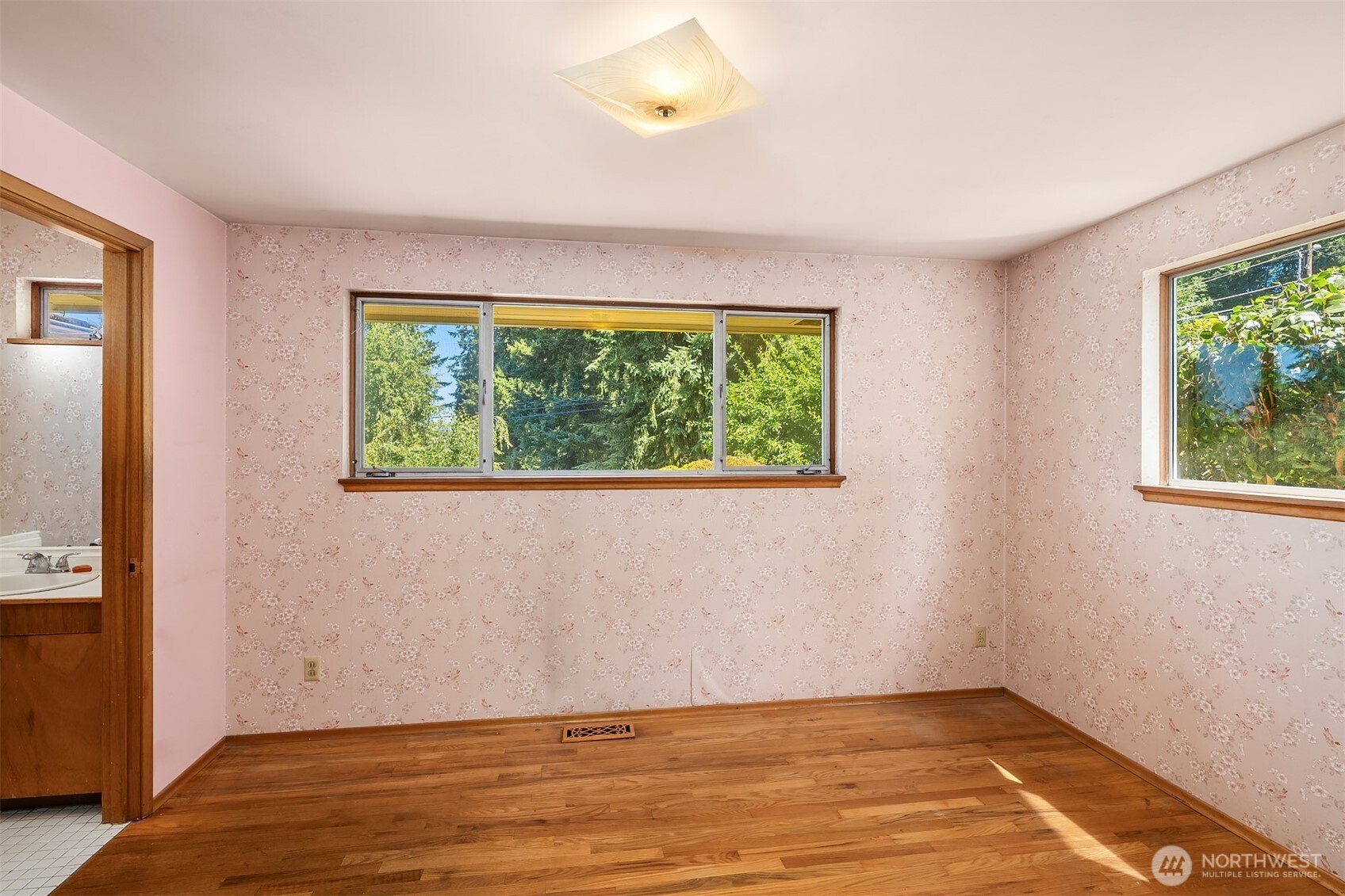 7017 NE 155th Place